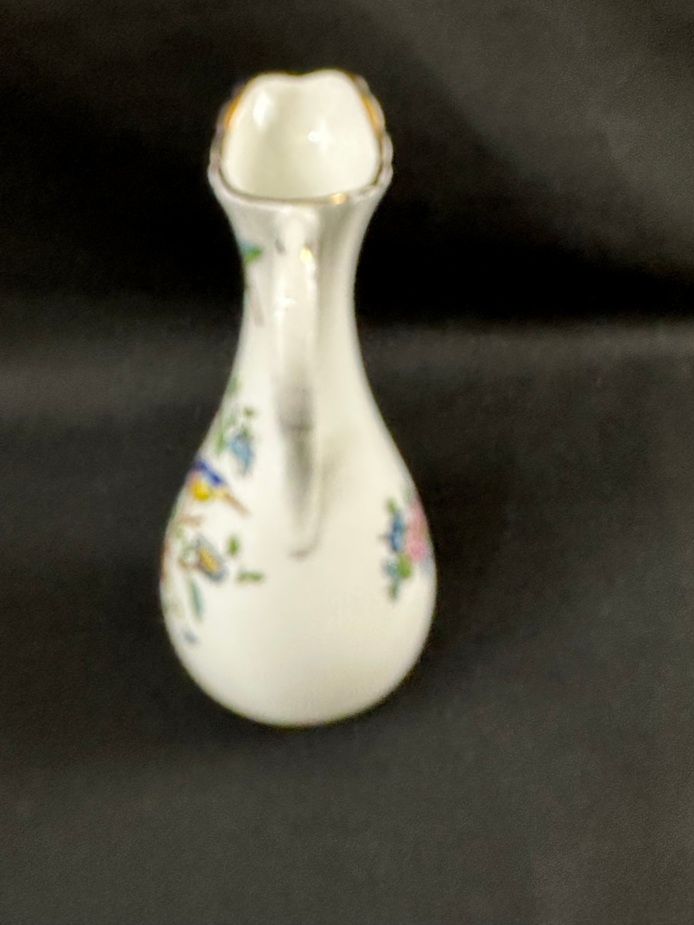 Aynsley Pembroke Tall Pitcher Vase