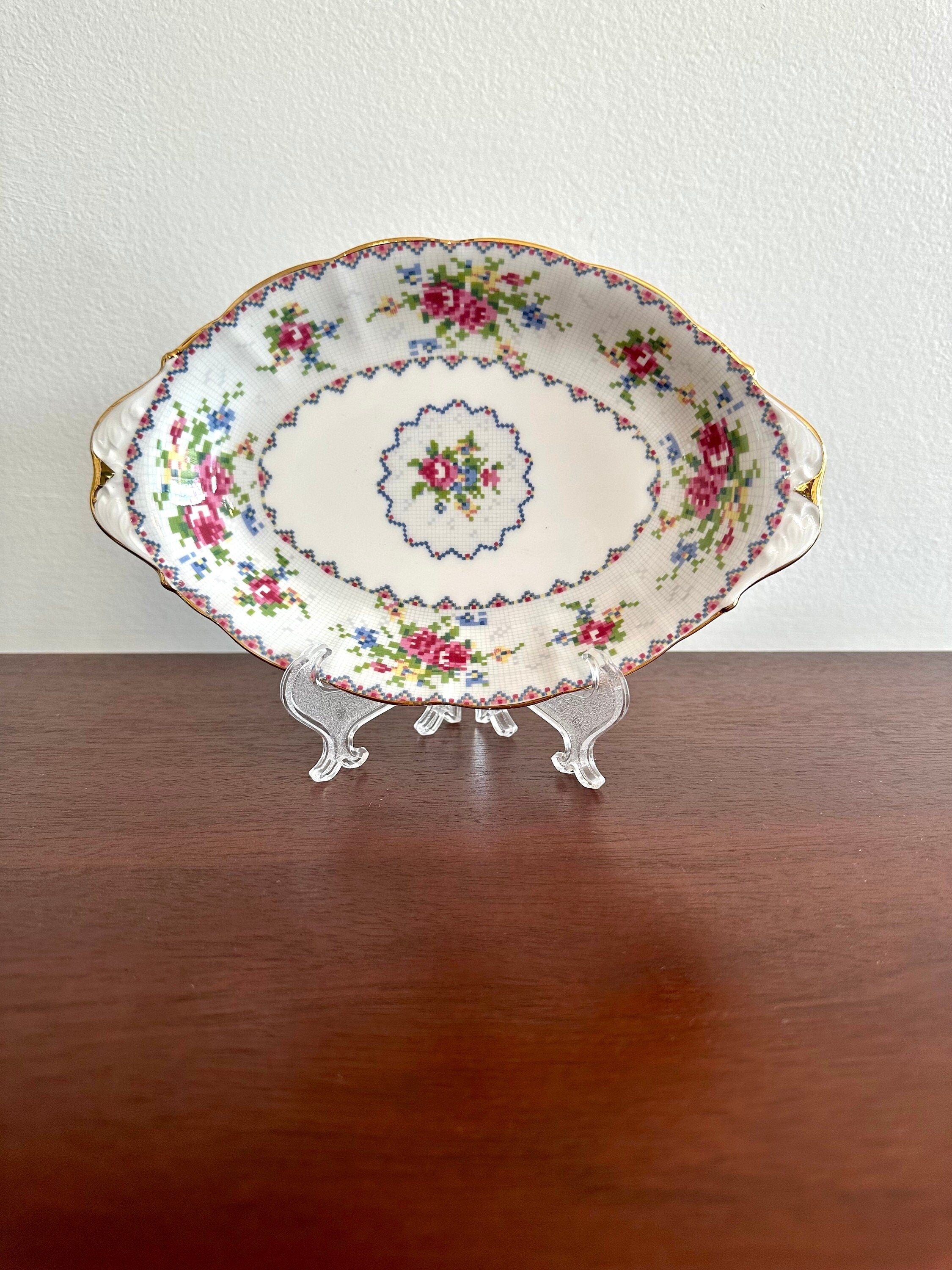 Royal Albert Petite Point Relish Dish