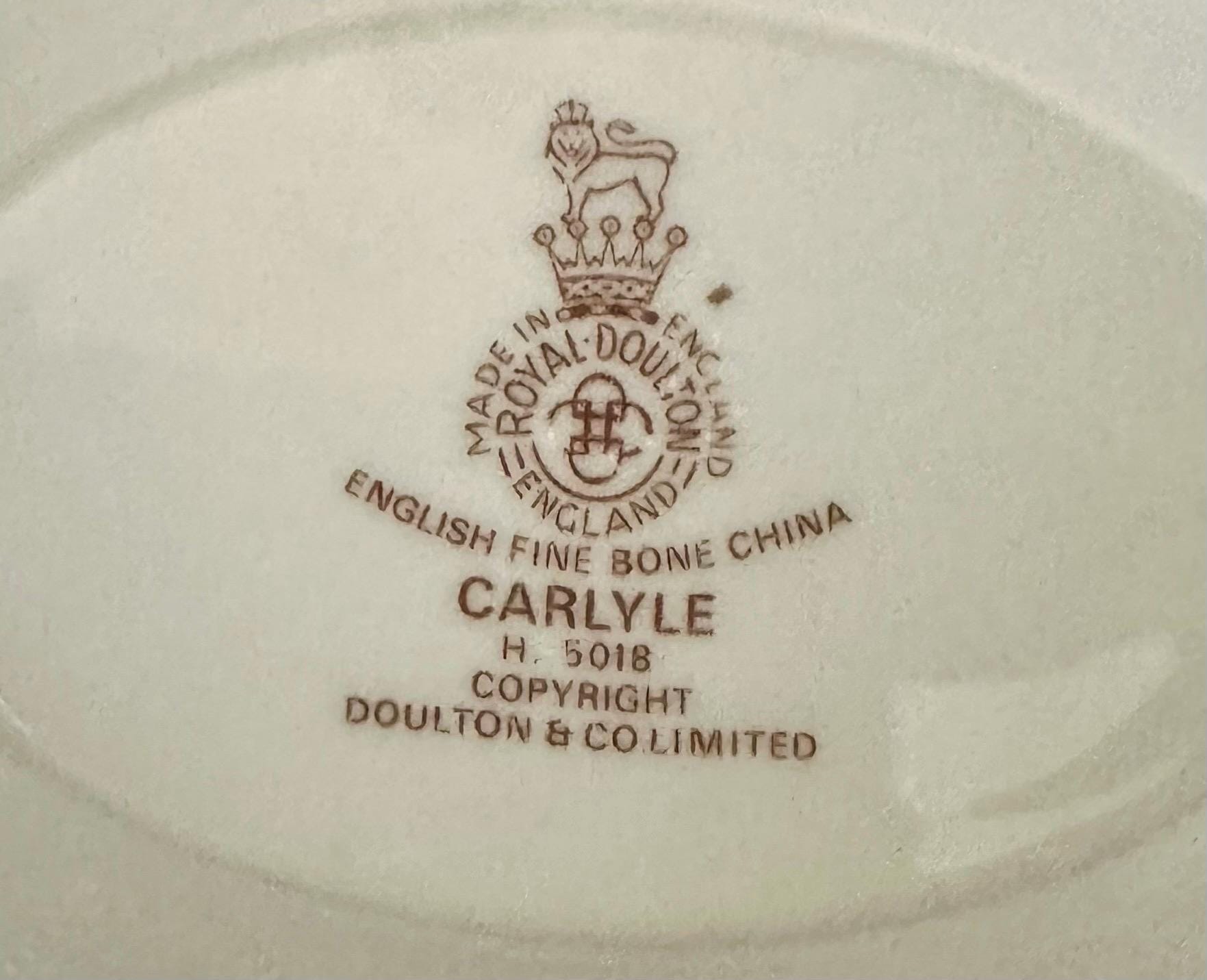 Royal Doulton Carlyle Gravyboat