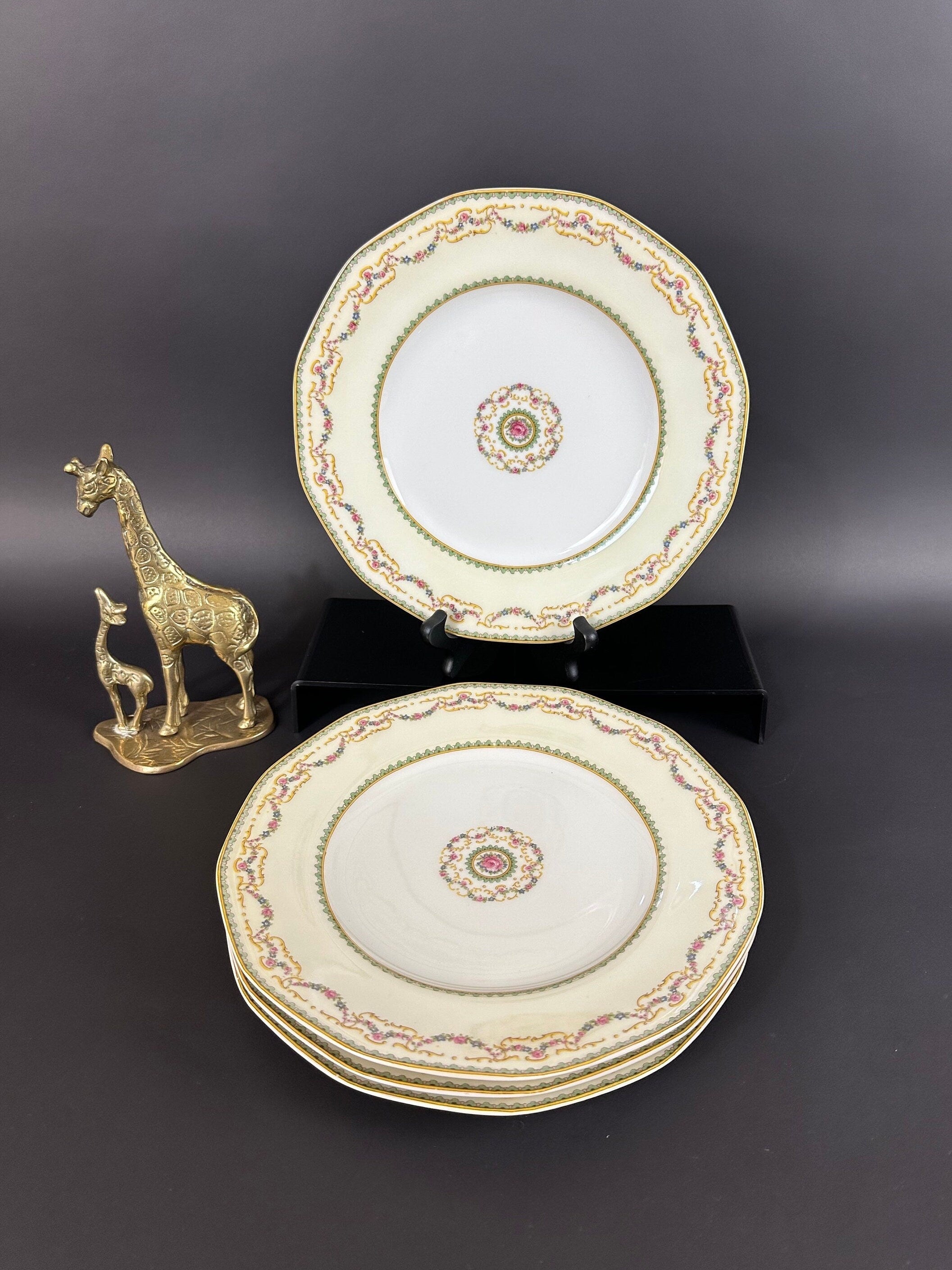 Four Haviland Dinner Plates in the Venice Pattern