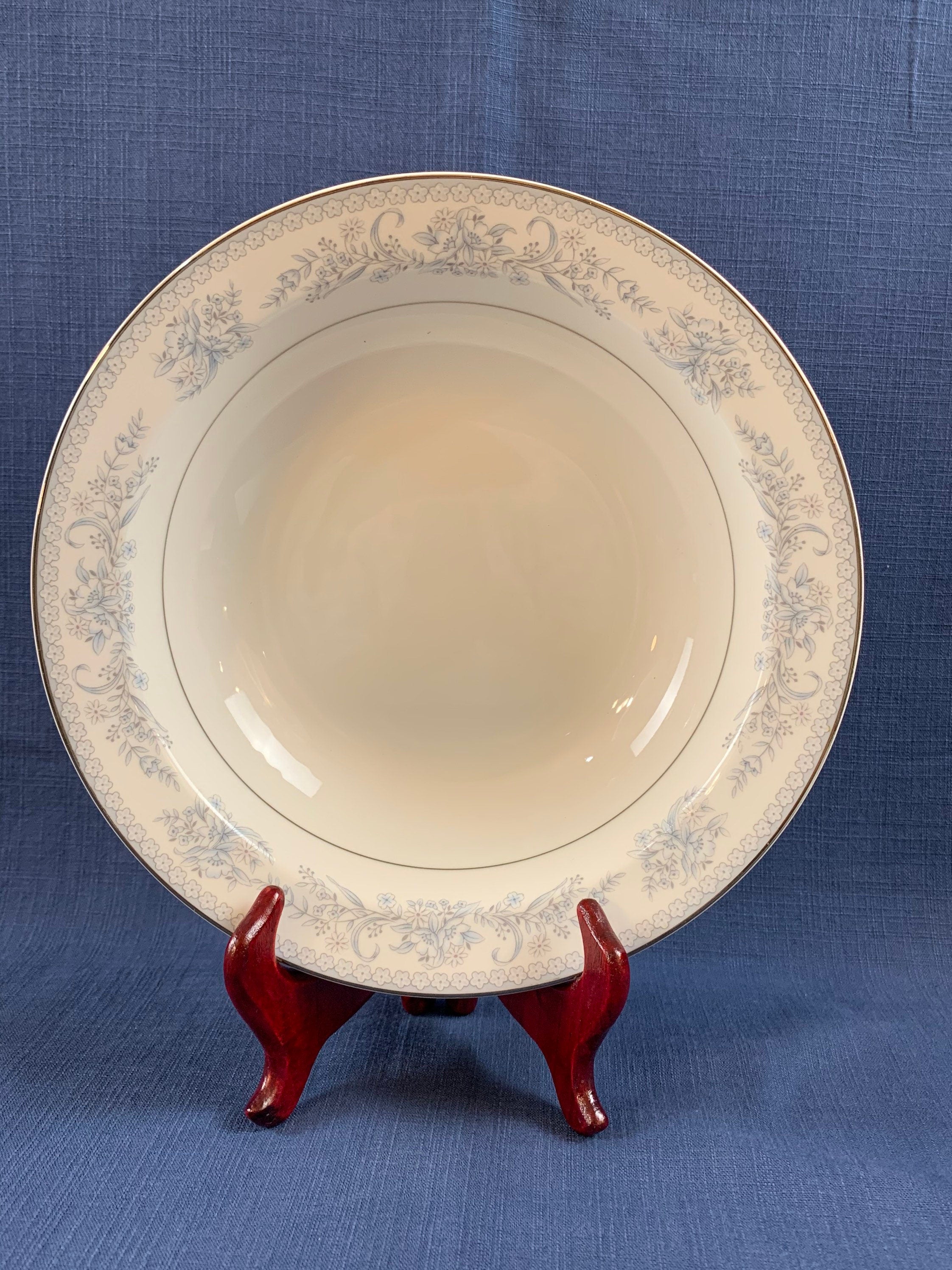 Mikasa Dresden Rose Round Serving Bowl