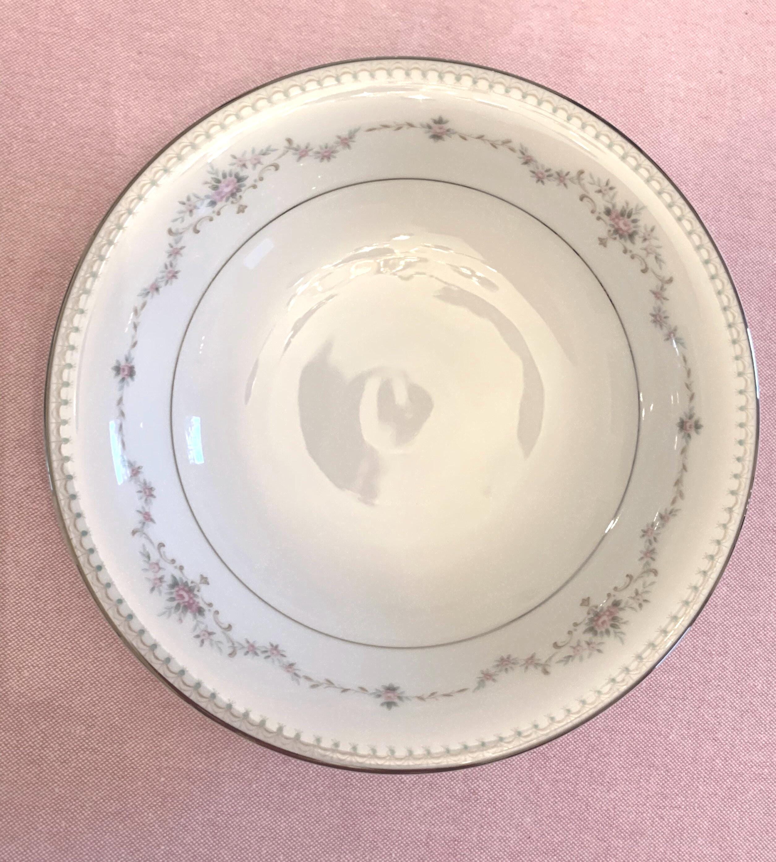 Noritake Fairmont 10” Round Serving Bowl