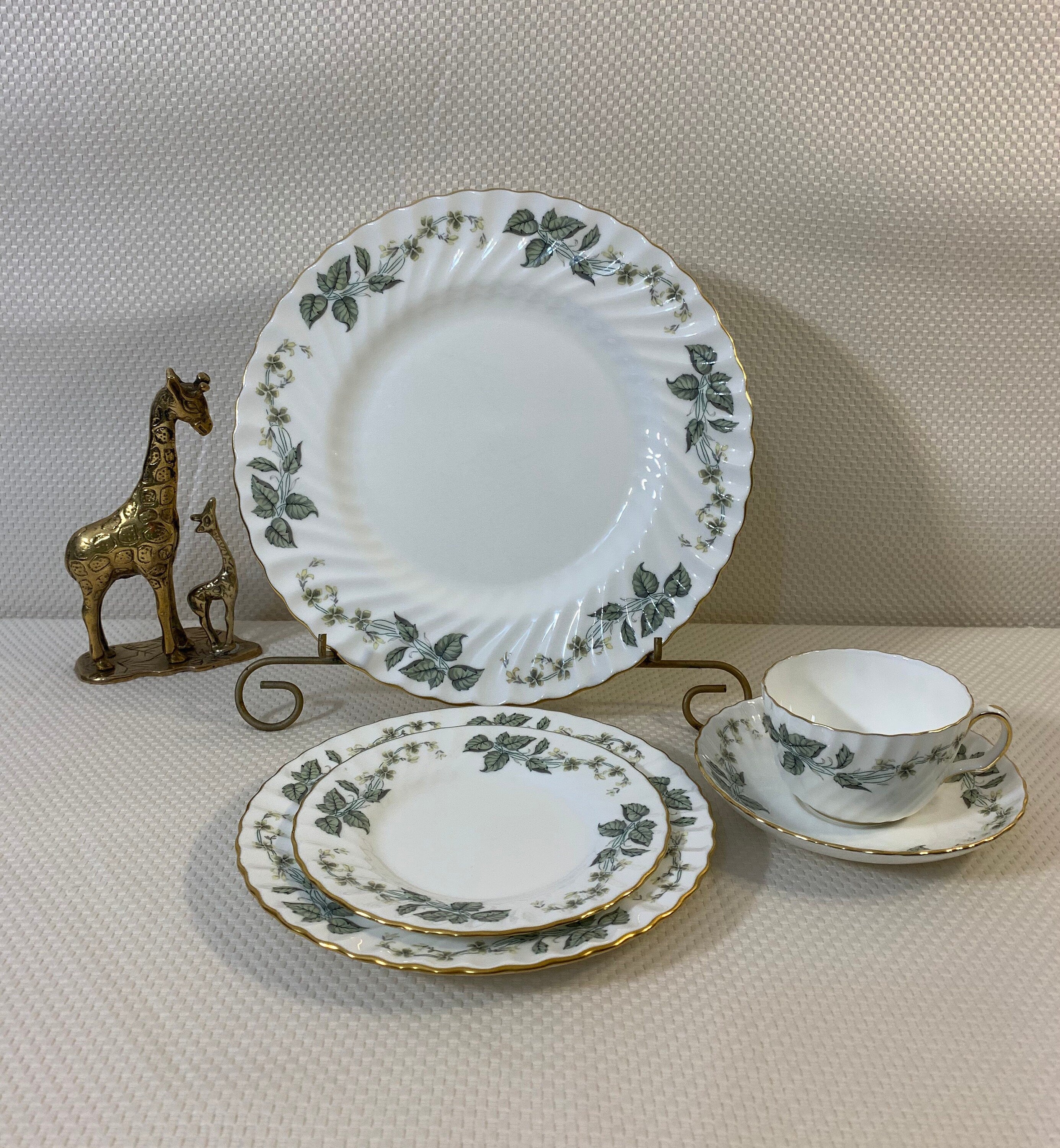 Minton Greenwich 5 piece Place Setting