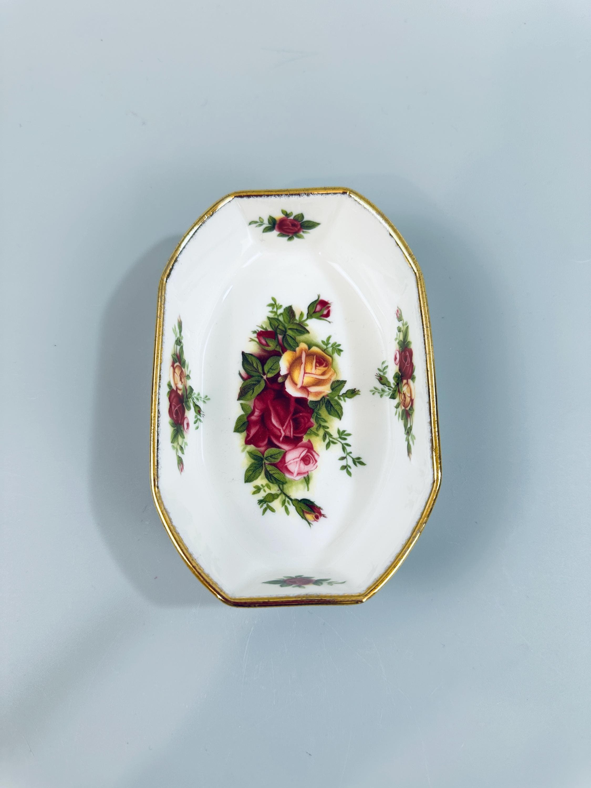 Royal Albert Old Country Roses Soap Dish Trinket Dish