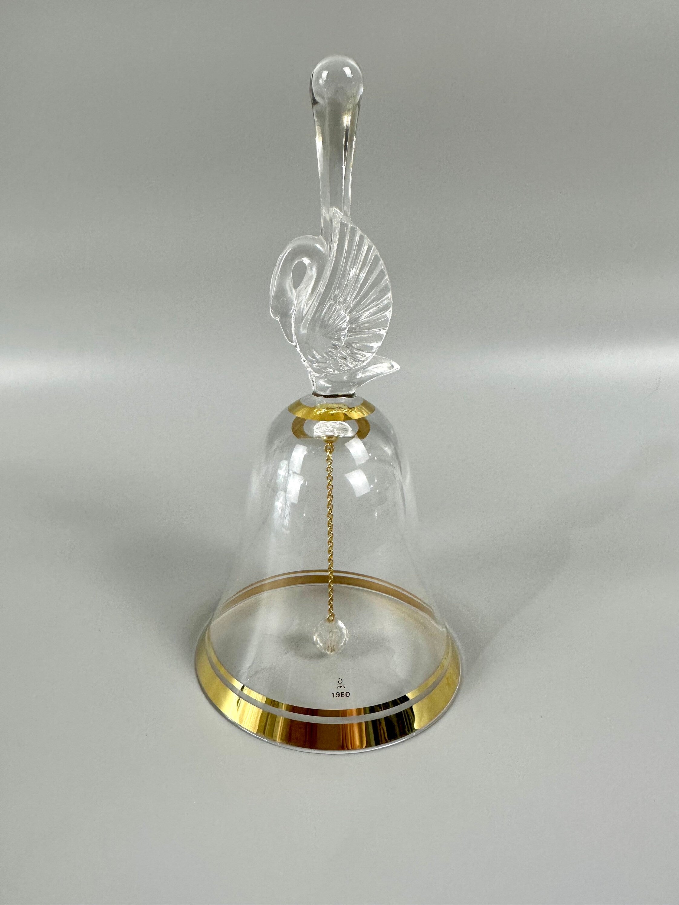 Crystal Bell With Swan