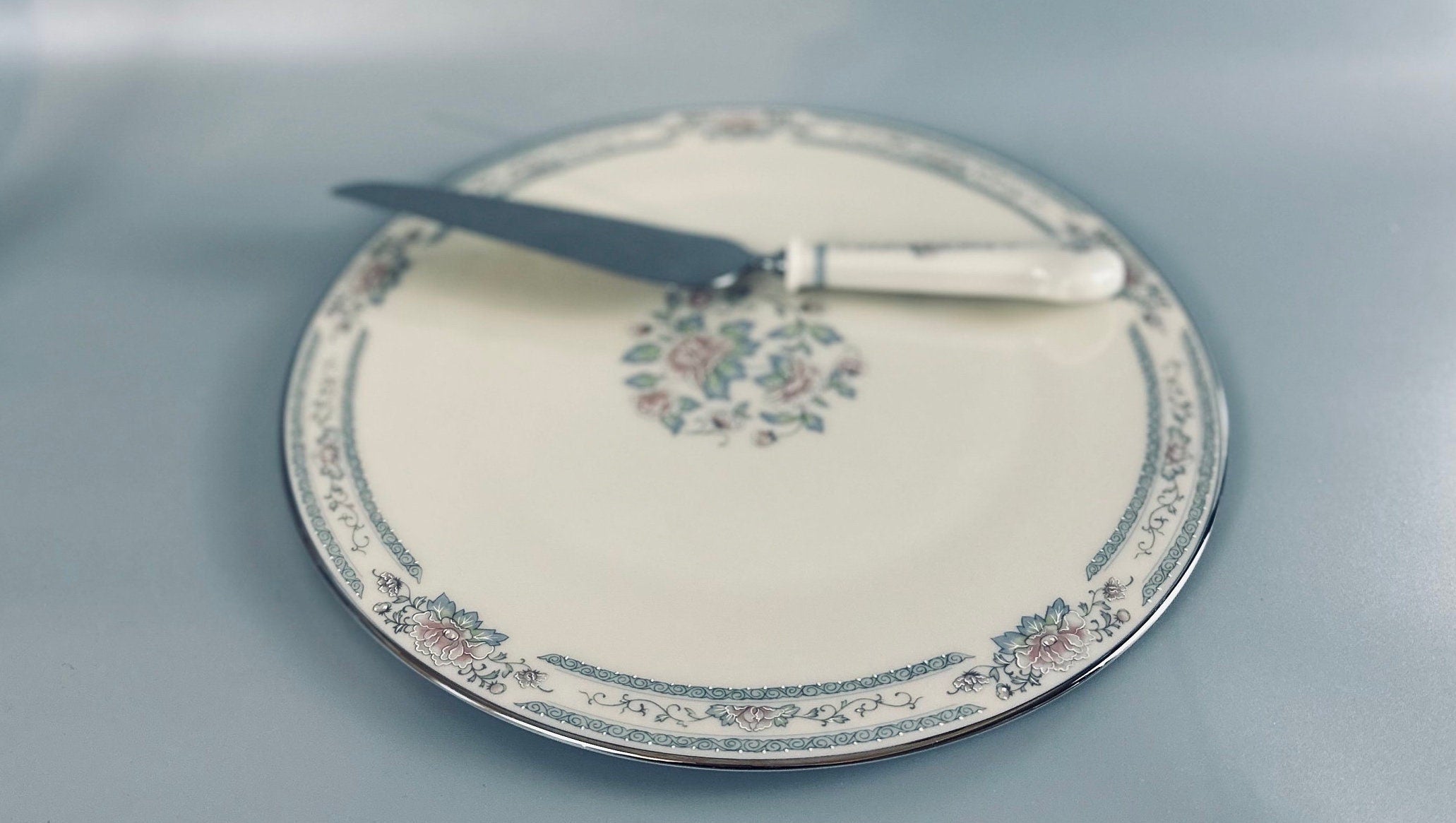 Lenox Charleston Cake Plate and Knife