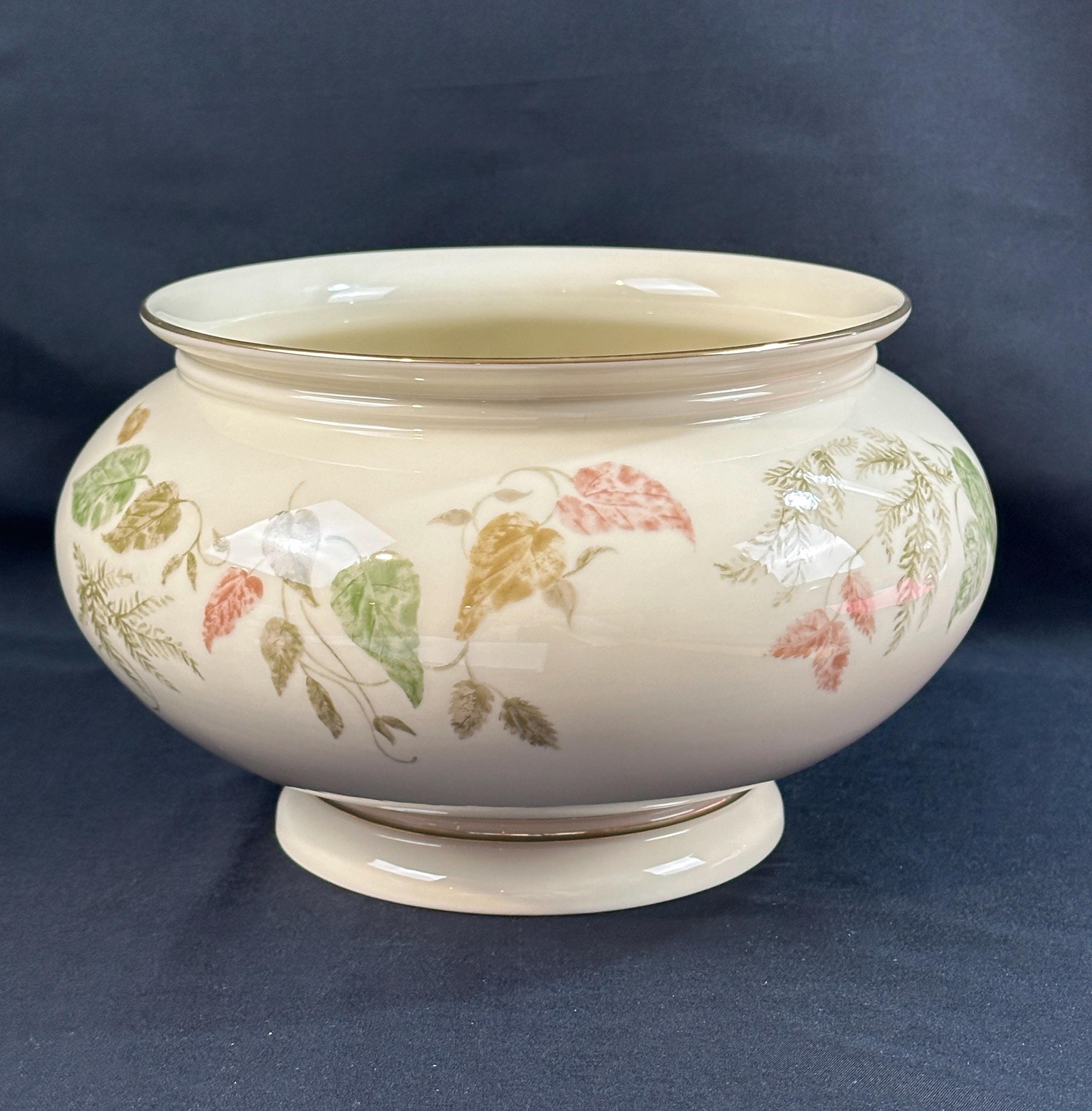 Large Lenox Centerpiece Bowl Illusive Leaves Pattern
