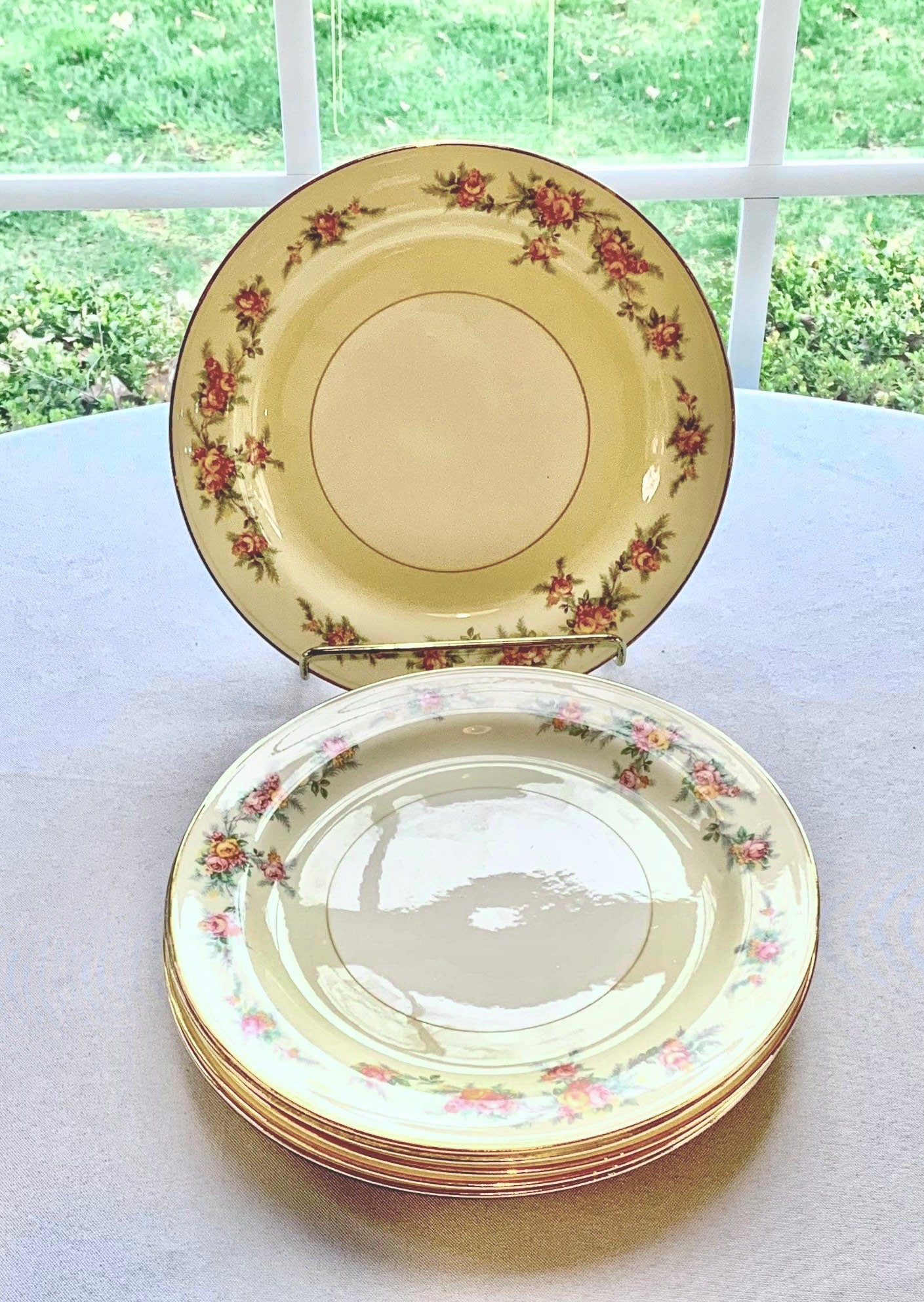 A set of Homer Laughlin Ferndale Luncheon plates