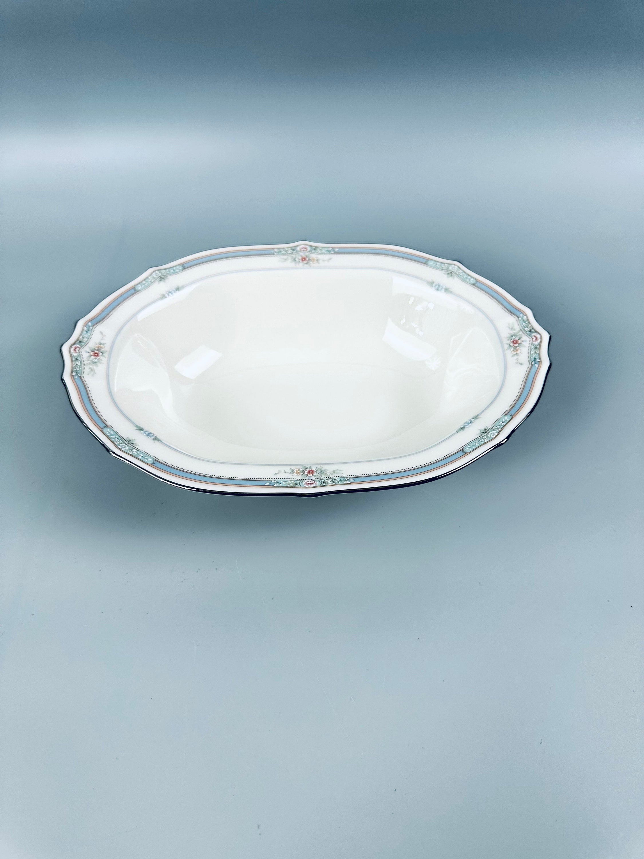 Noritake Rothschild Oval Serving Bowl
