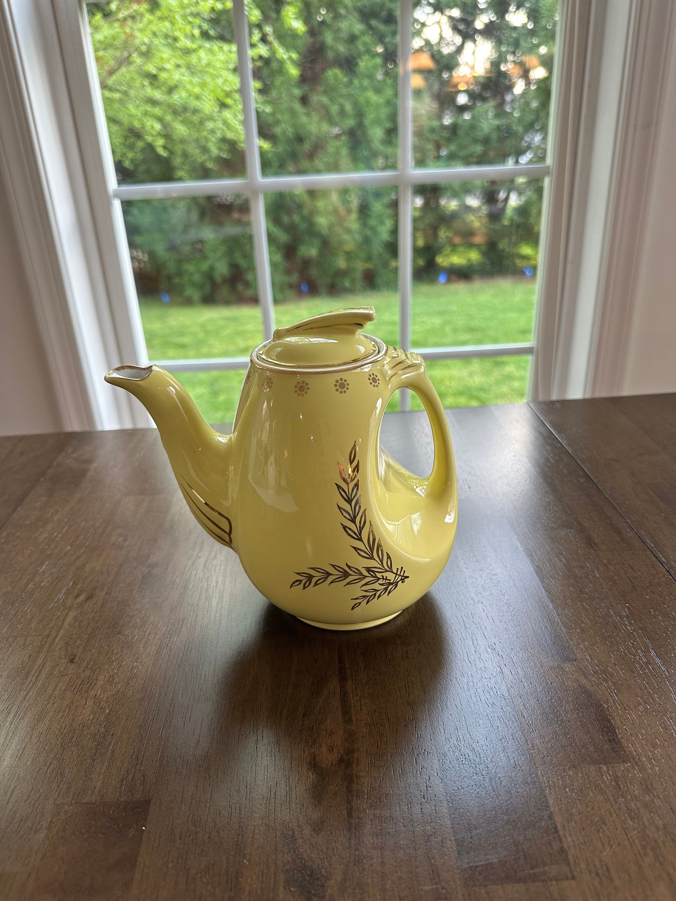 Hall Sundial Canary Yellow Teapot