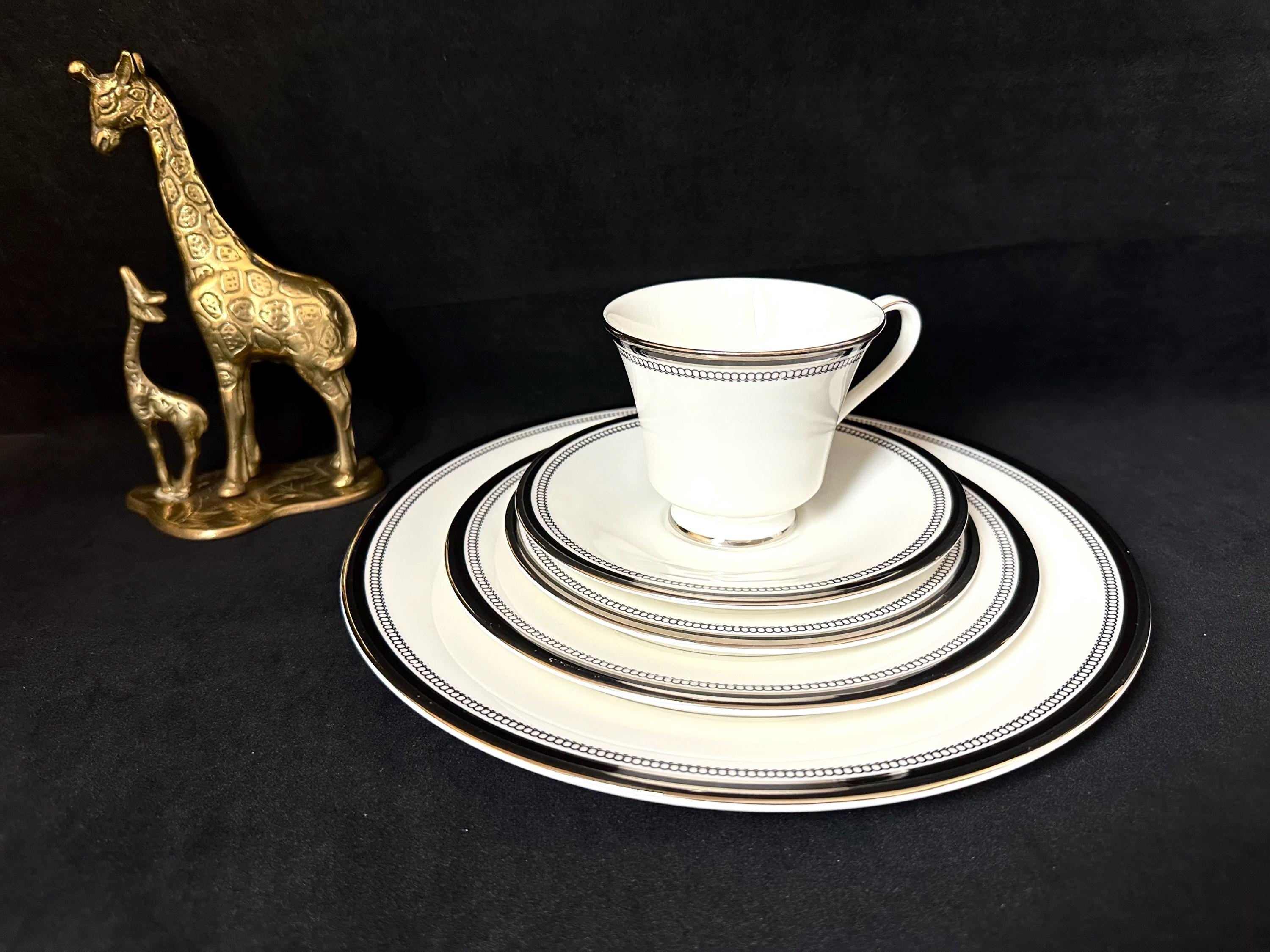Royal Doulton Sarabande 5 Piece Place Settings