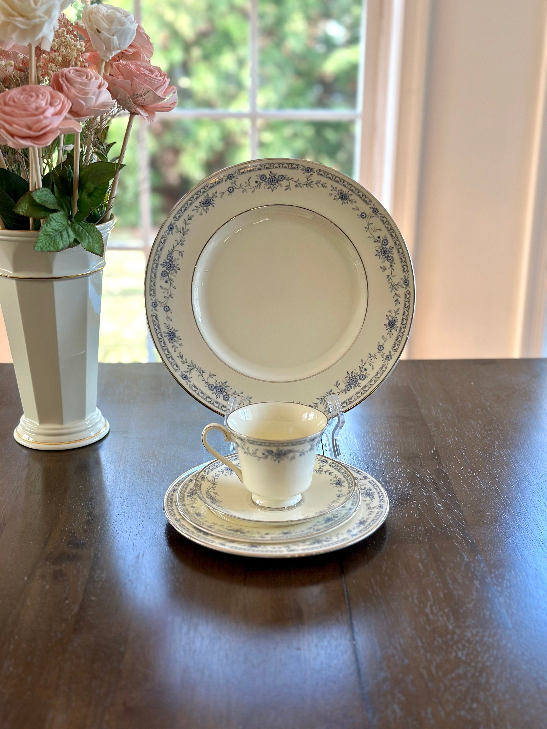 Minton Bellemeade Place Settings