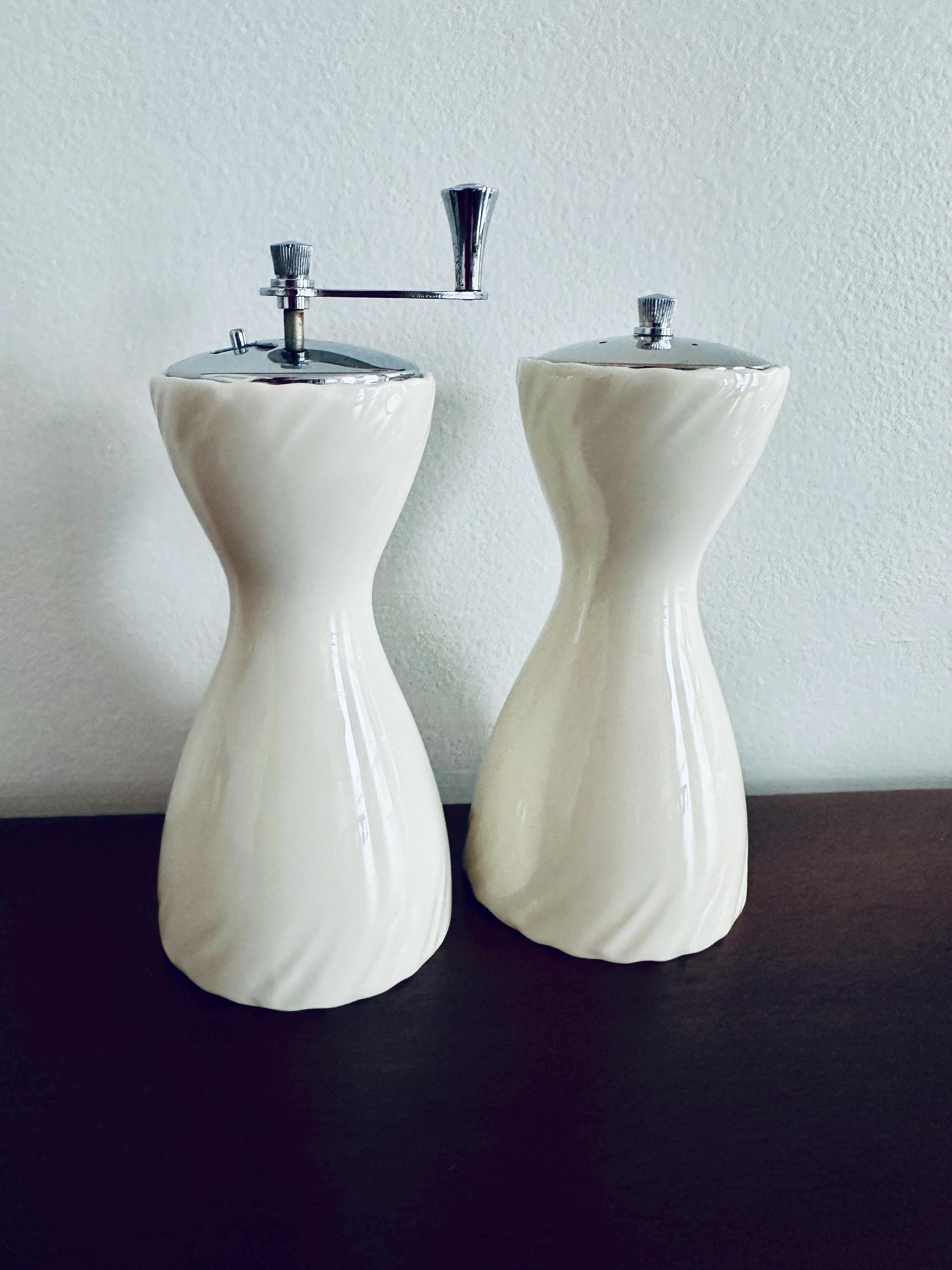 Lenox Weatherly Salt Shaker and Pepper Grinder