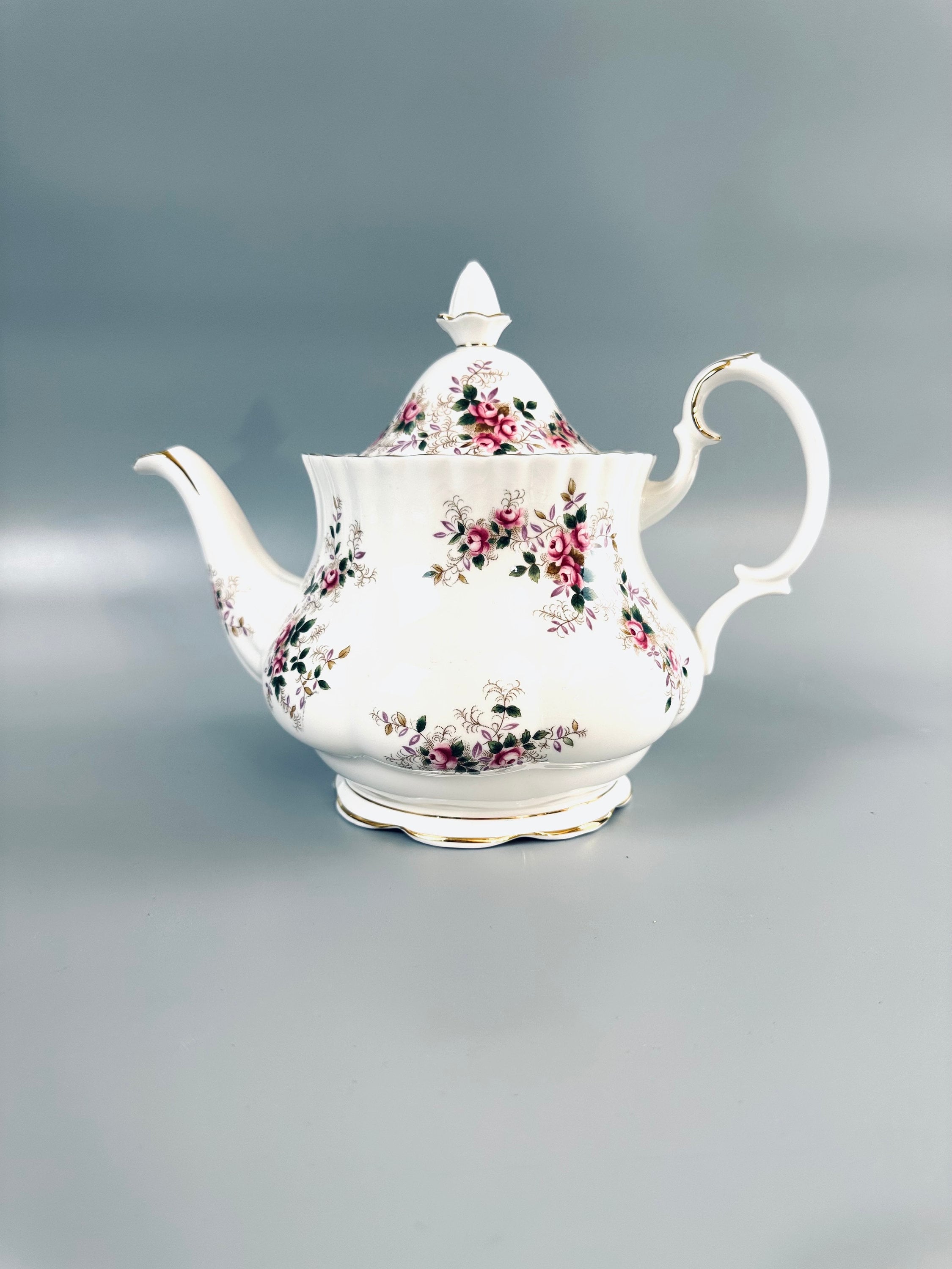 Royal Albert Lavender Rose Teapot
