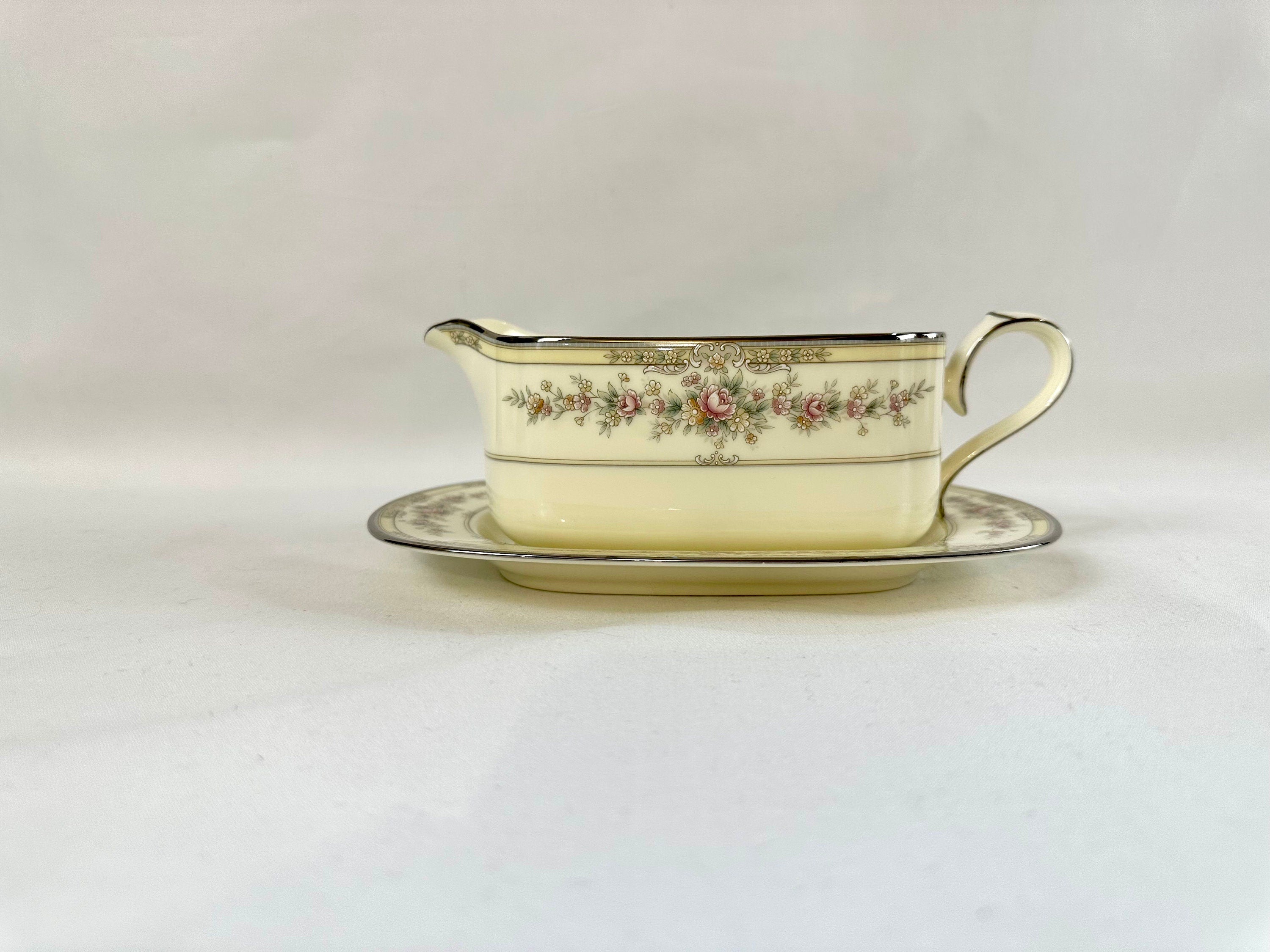 Noritake Shenandoah Gravy Boat and Underplate/Butter Dish