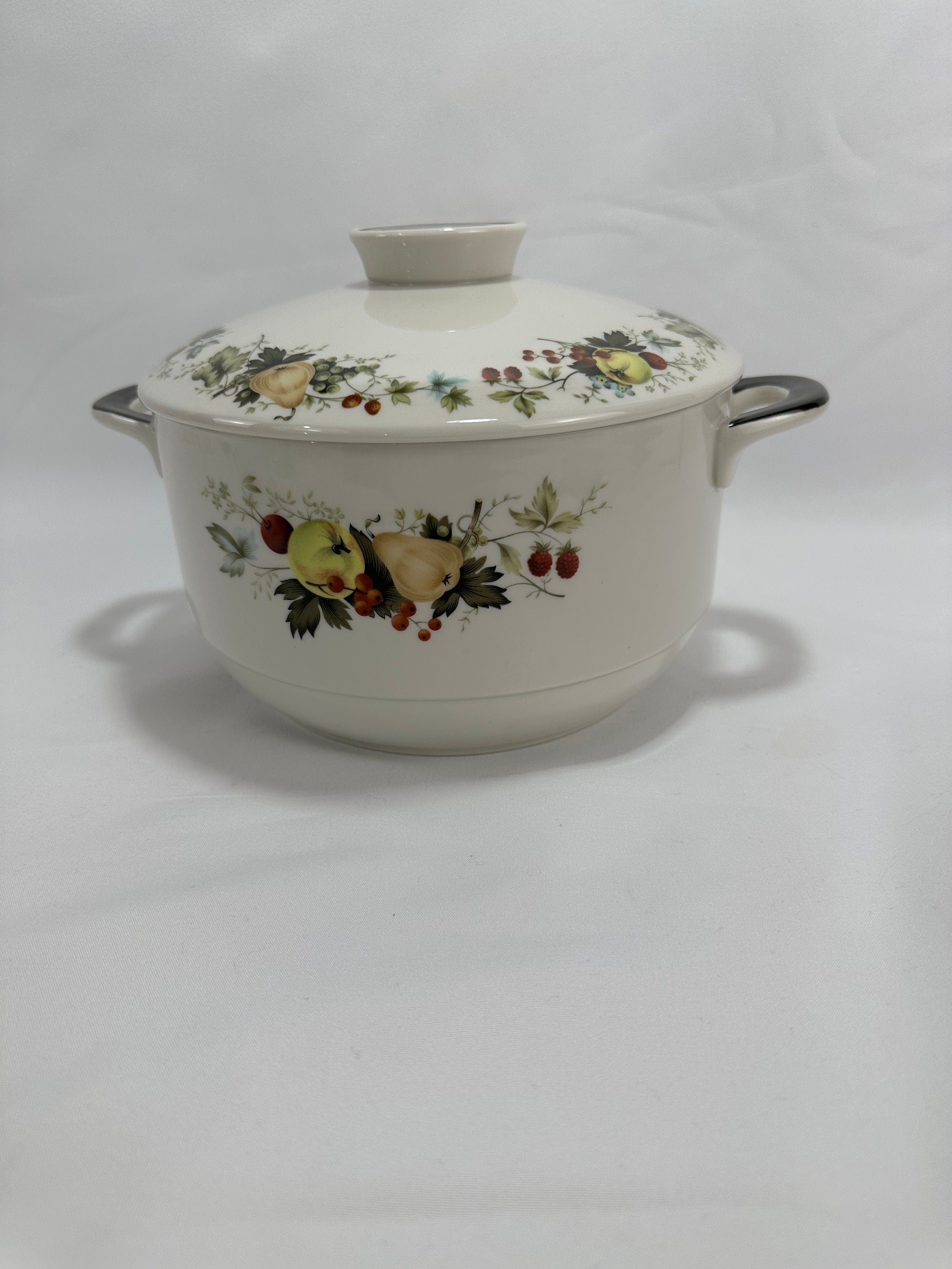 Royal Doulton Miramont Casserole With Lid