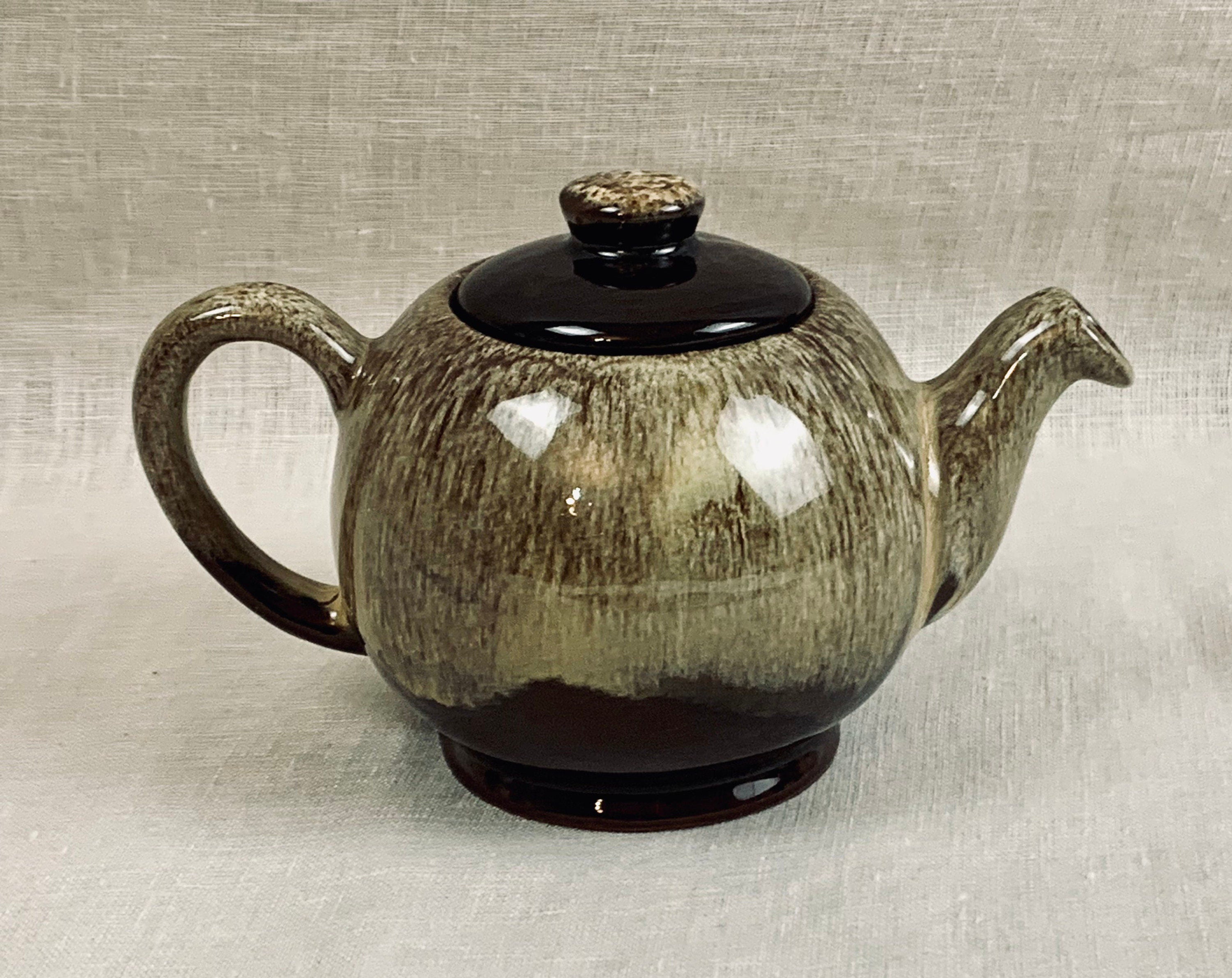 Evangeline Canada 993 Teapot Drip Brown