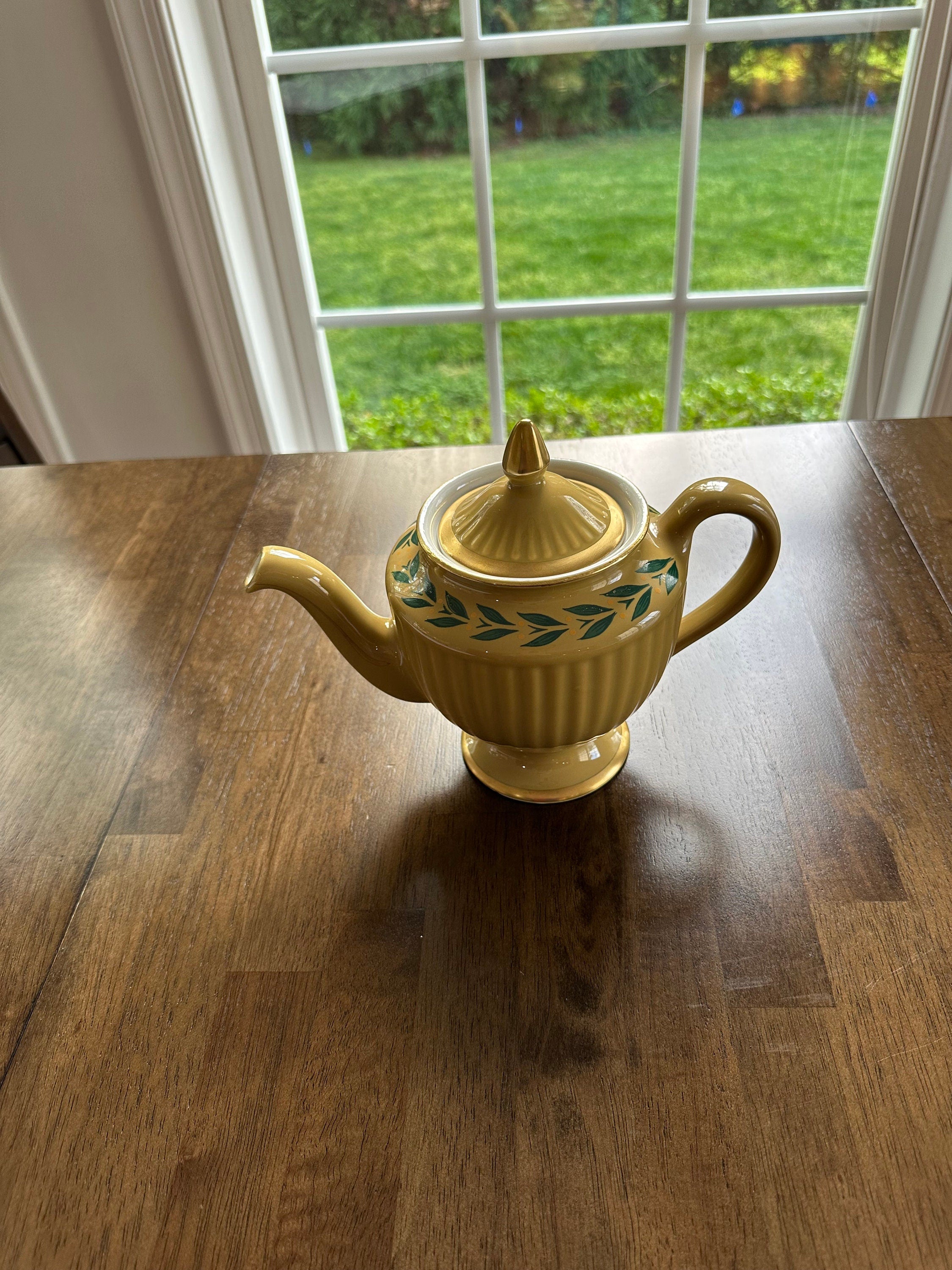 Hall Los Angeles Teapot