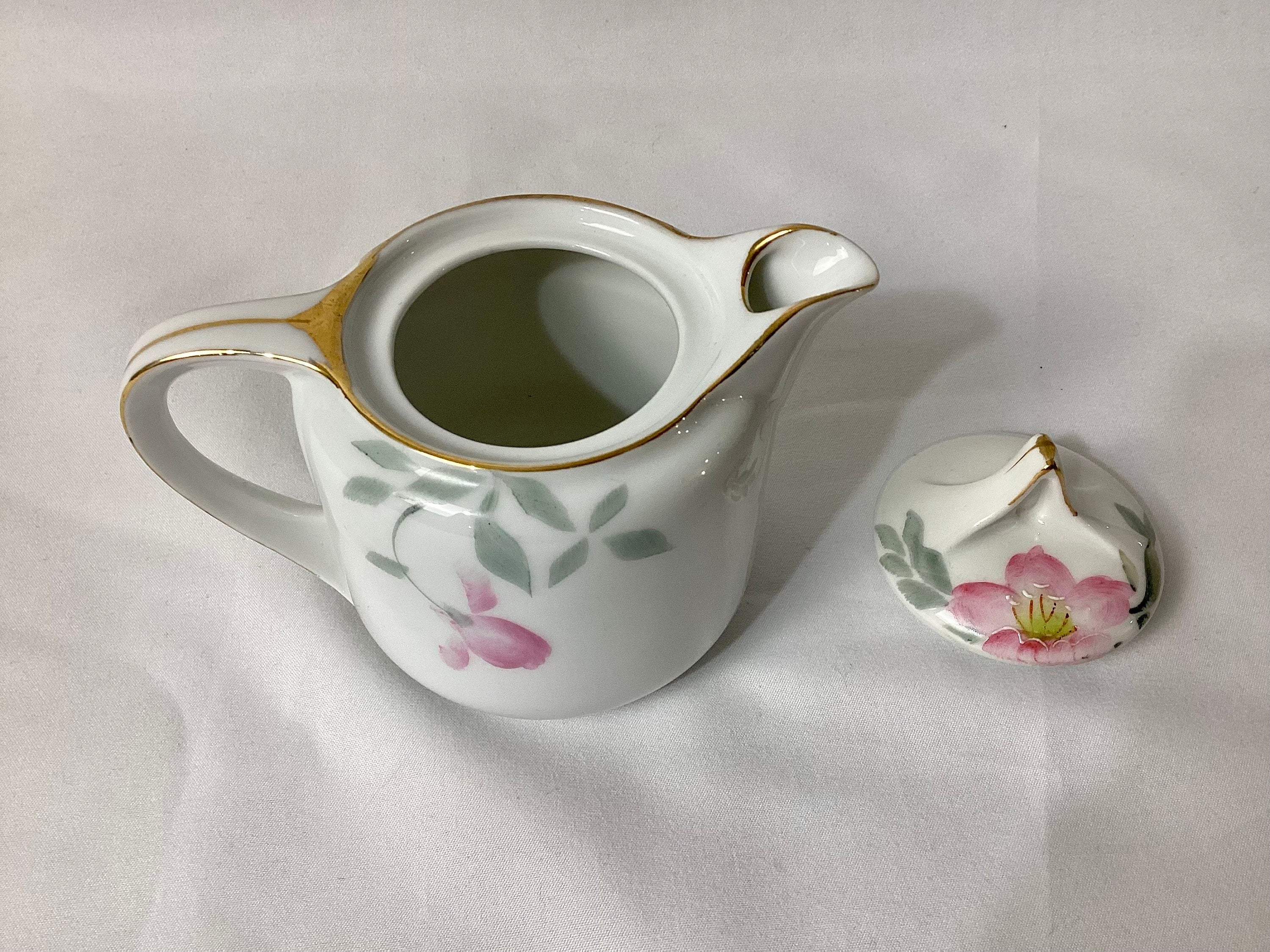 Noritake  Azalea  Syrup Pitcher With Underplate
