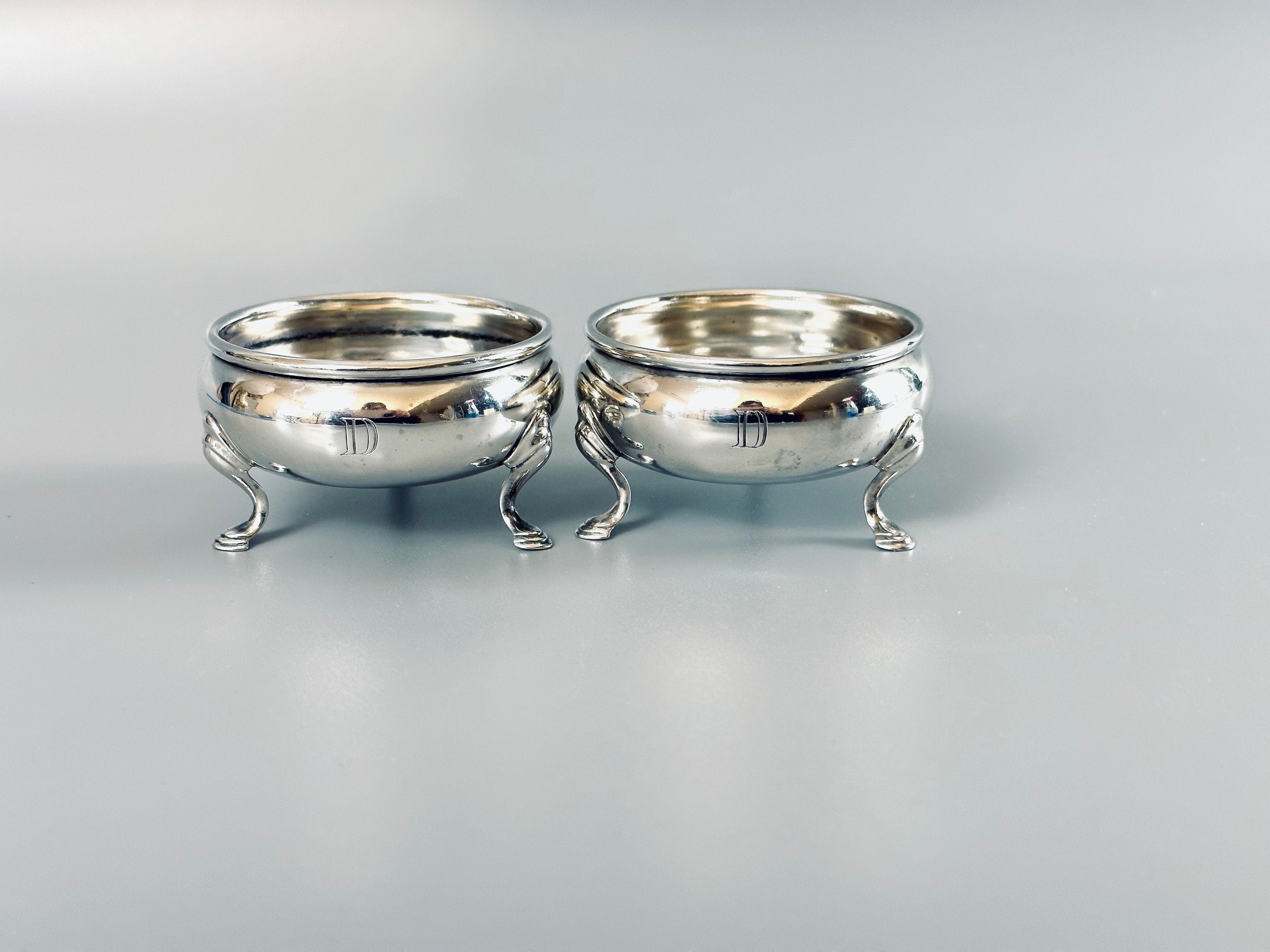 A Pair of George II Reproduction Salt Cellars by Ellmore Silver circa 1935