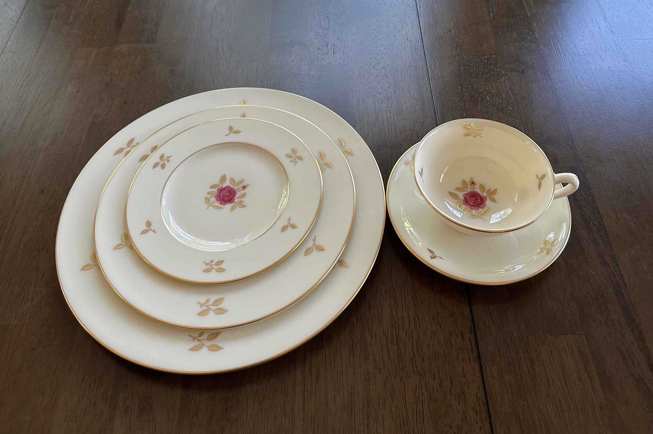 Lenox Rhodora 5 Piece Place Settings