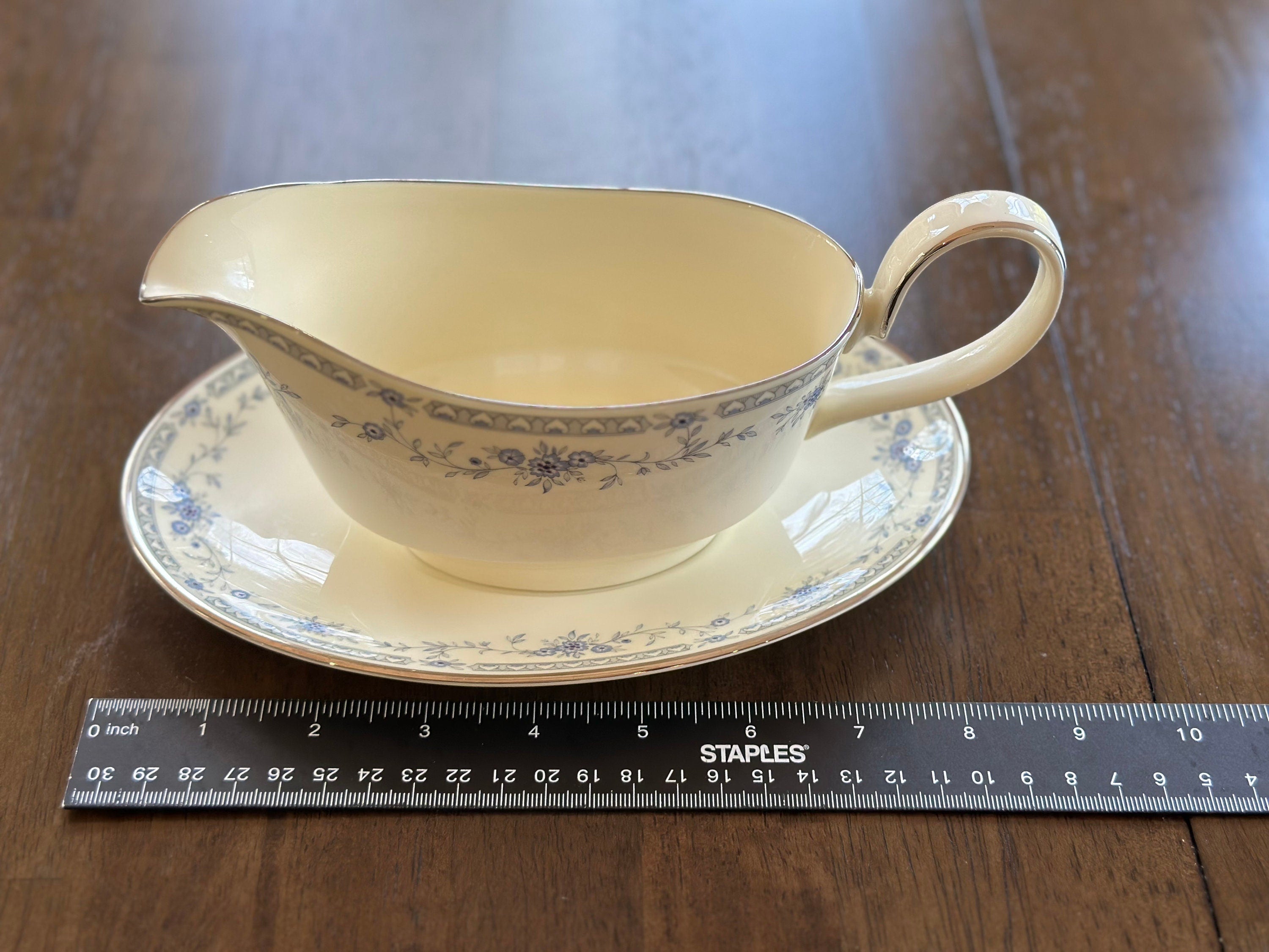 Minton Bellemeade Gravy Boat and Underplate