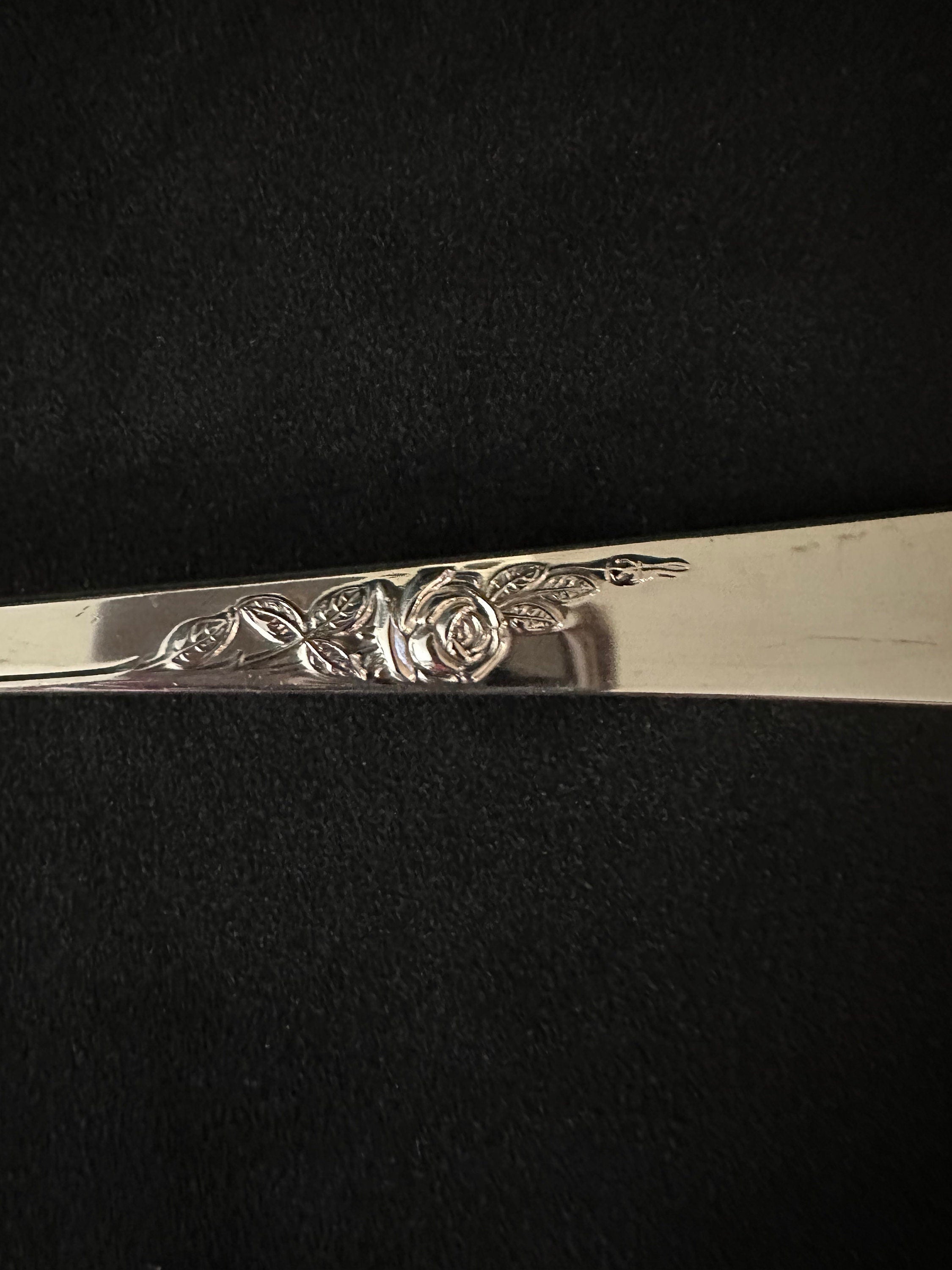 Reed and Barton Classic Rose Serving Fork