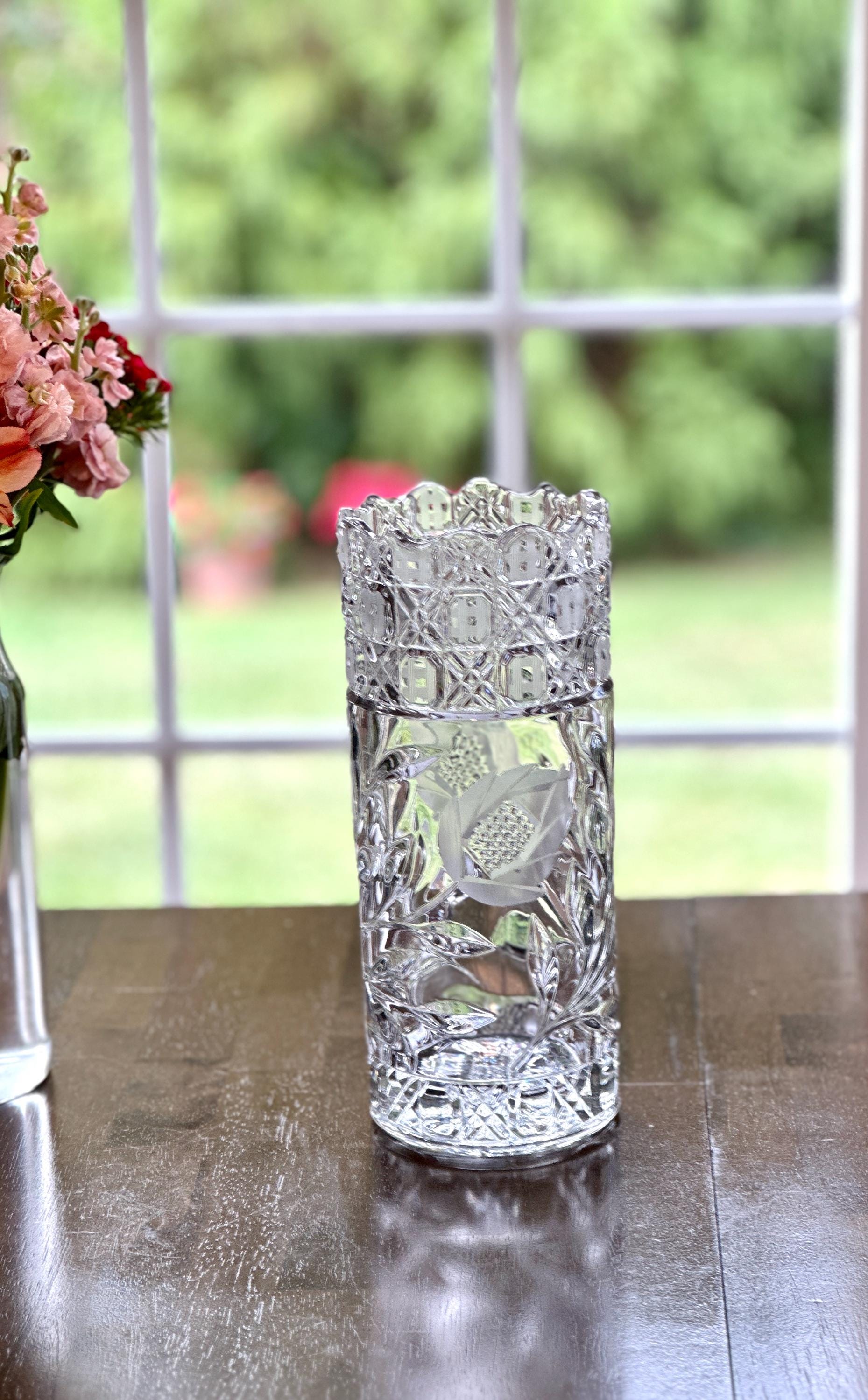 Cambridge Wild Rose Vase