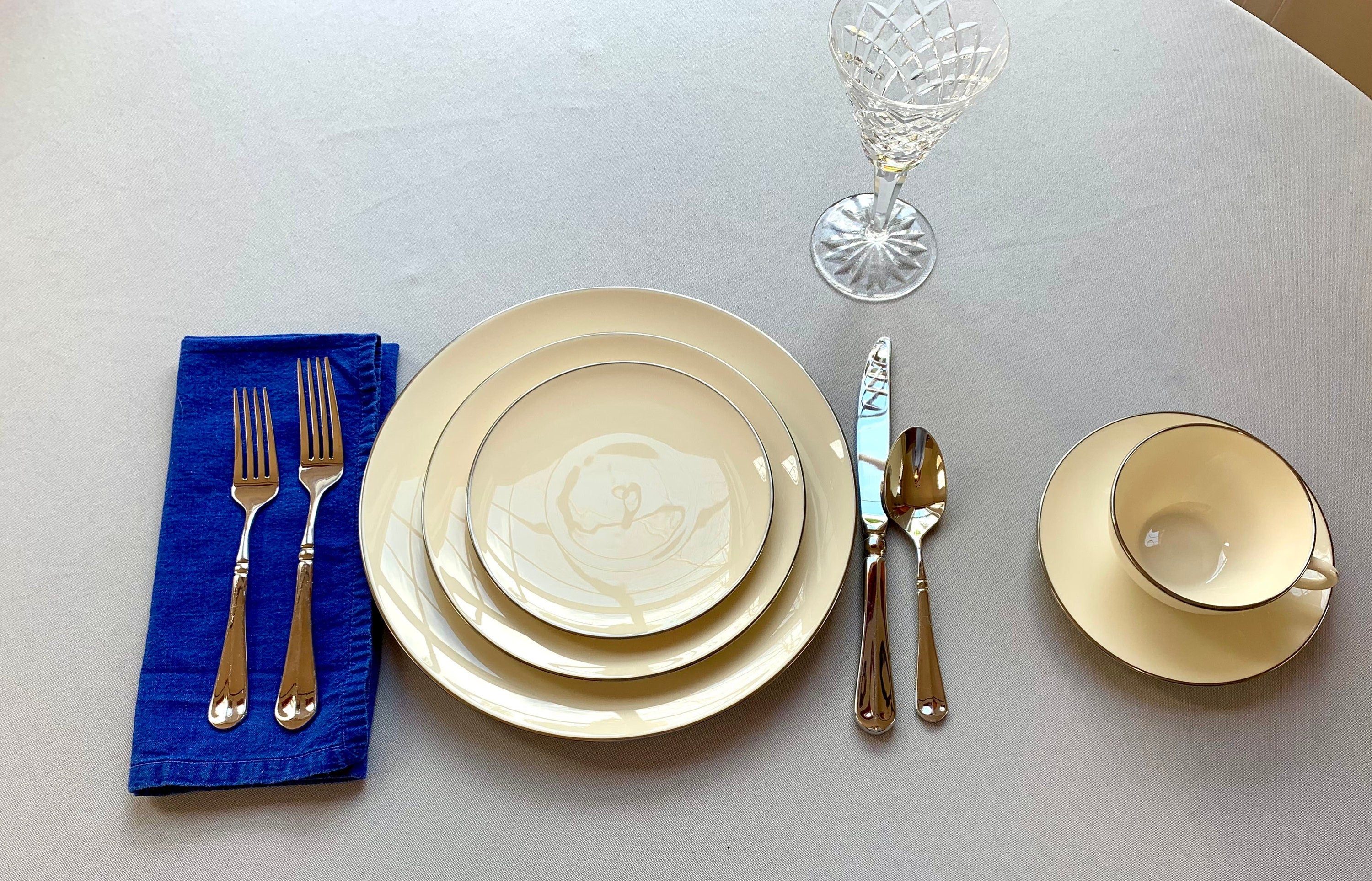 Lenox Olympia Platinum 5 Piece Place Settings