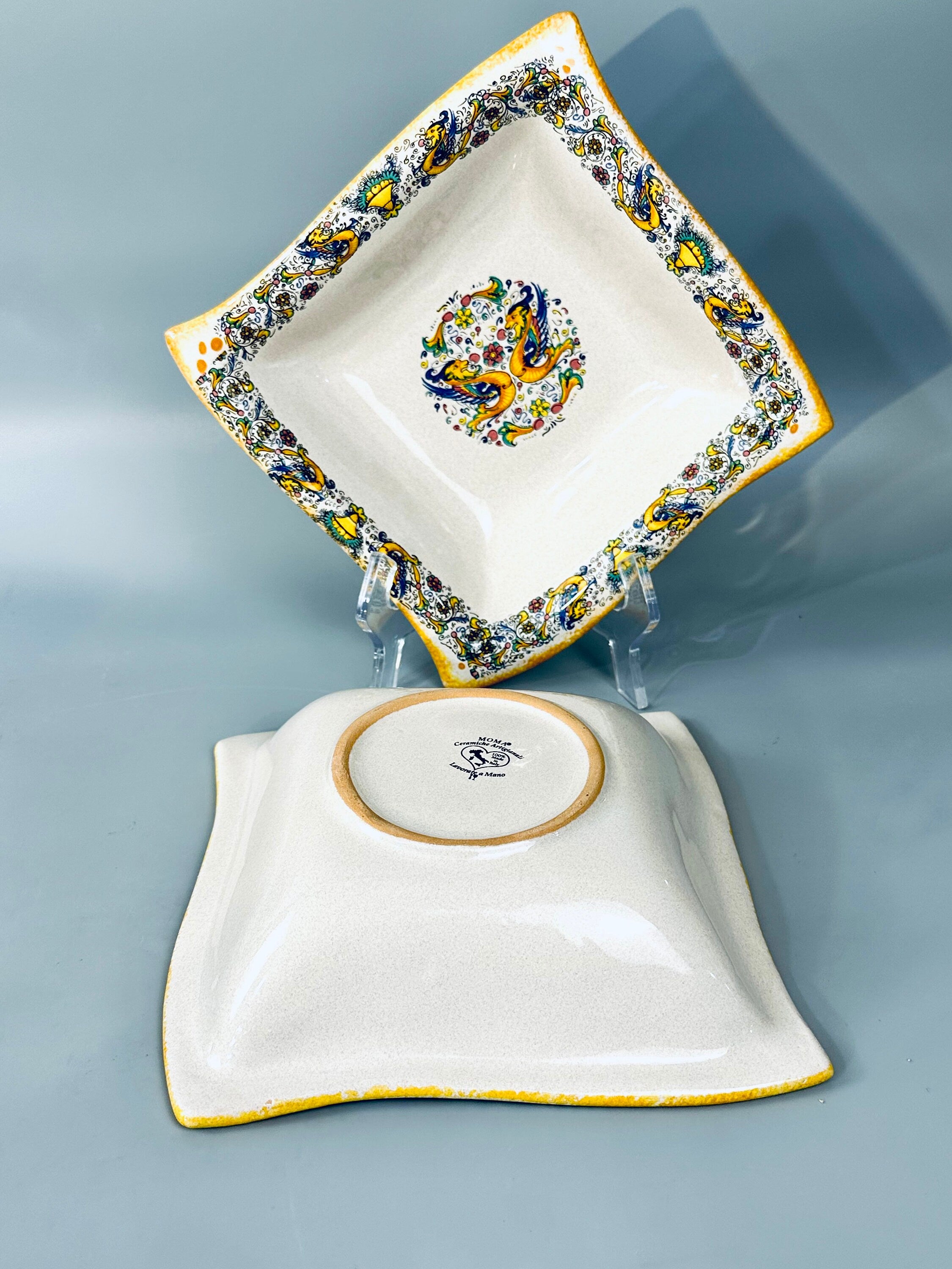 Set of 4 Italian Pottery Serving Bowls