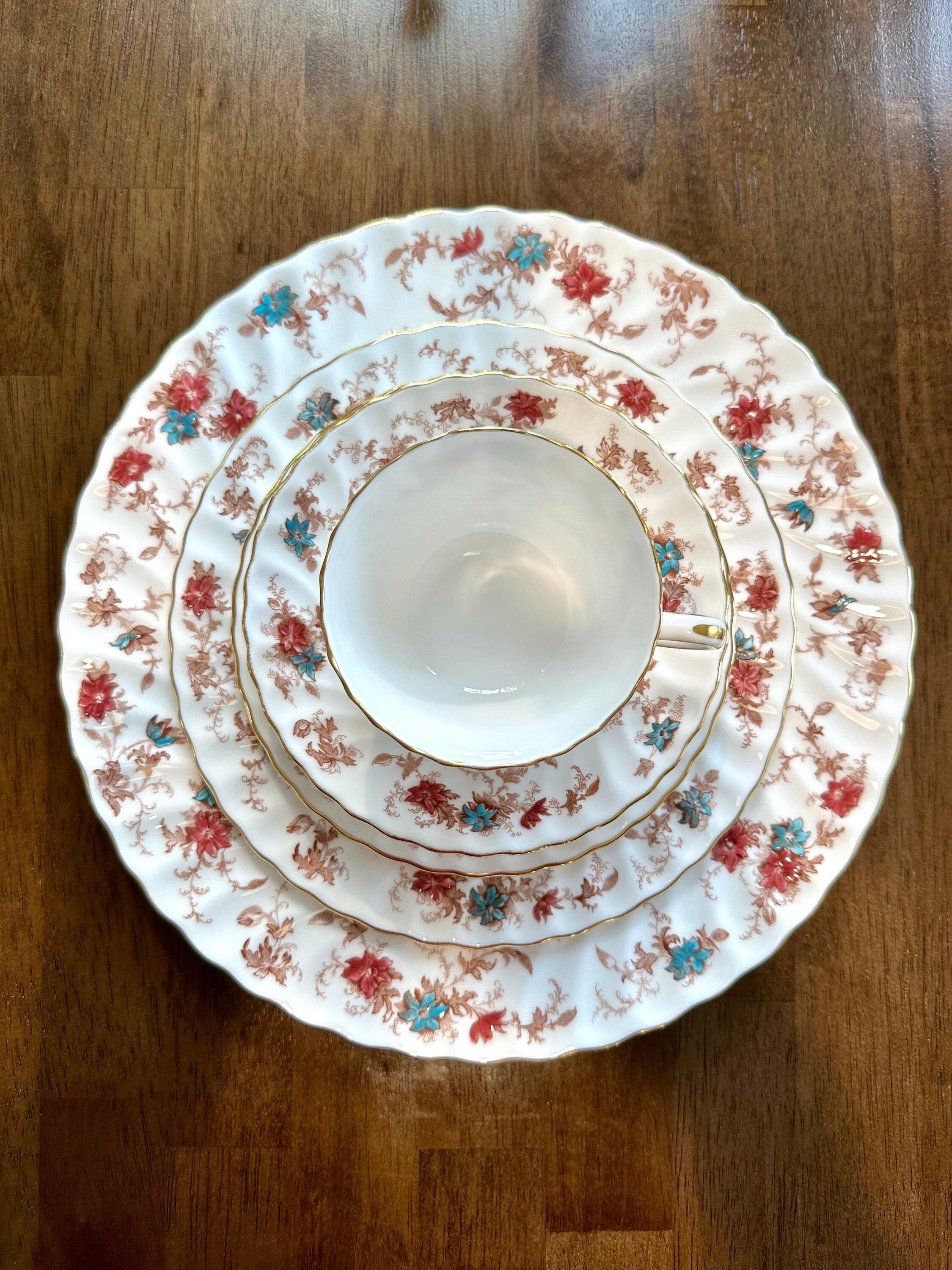Minton Ancestral 5 Piece Place Settings