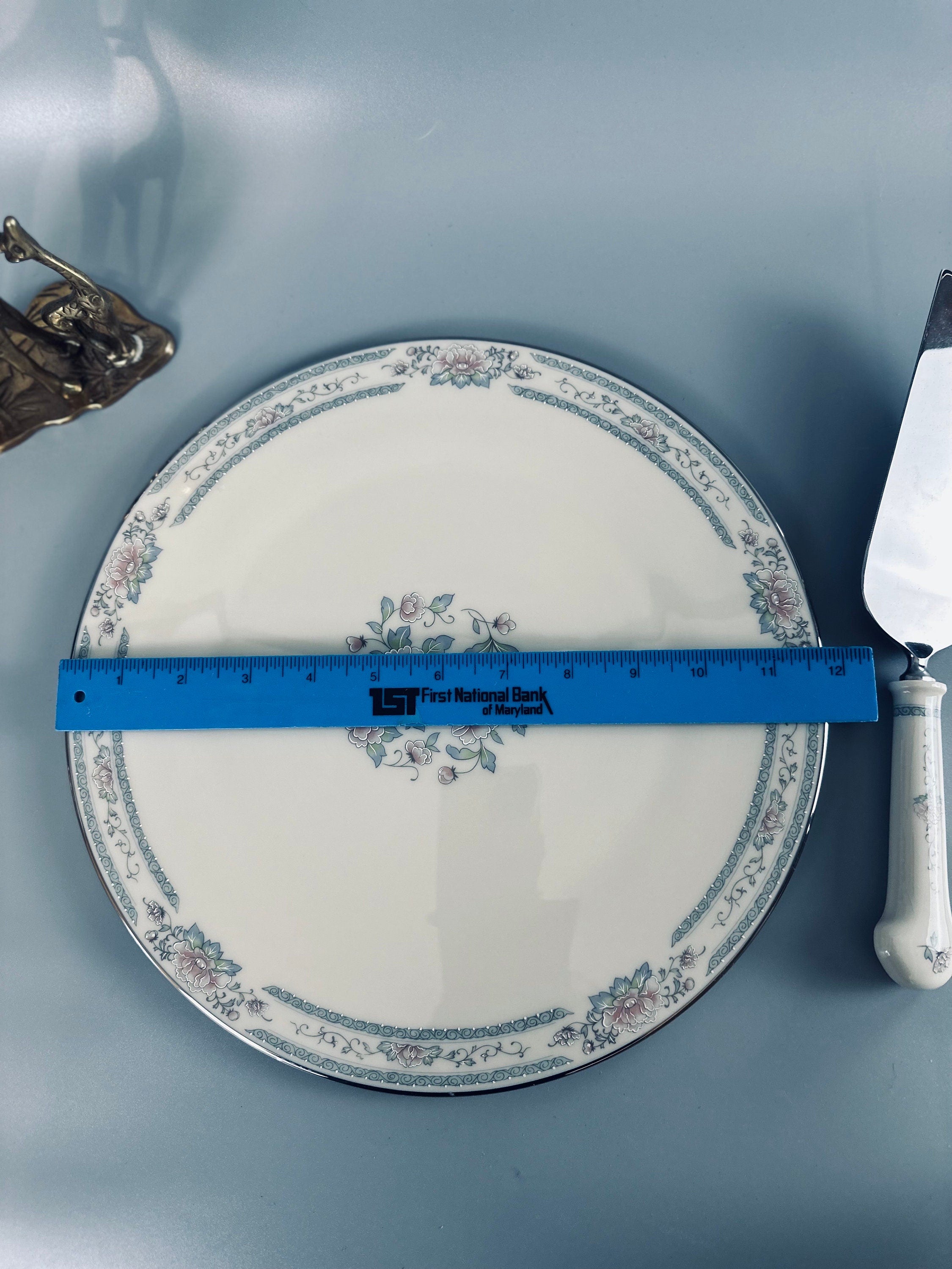 Lenox Charleston Cake Plate and Knife