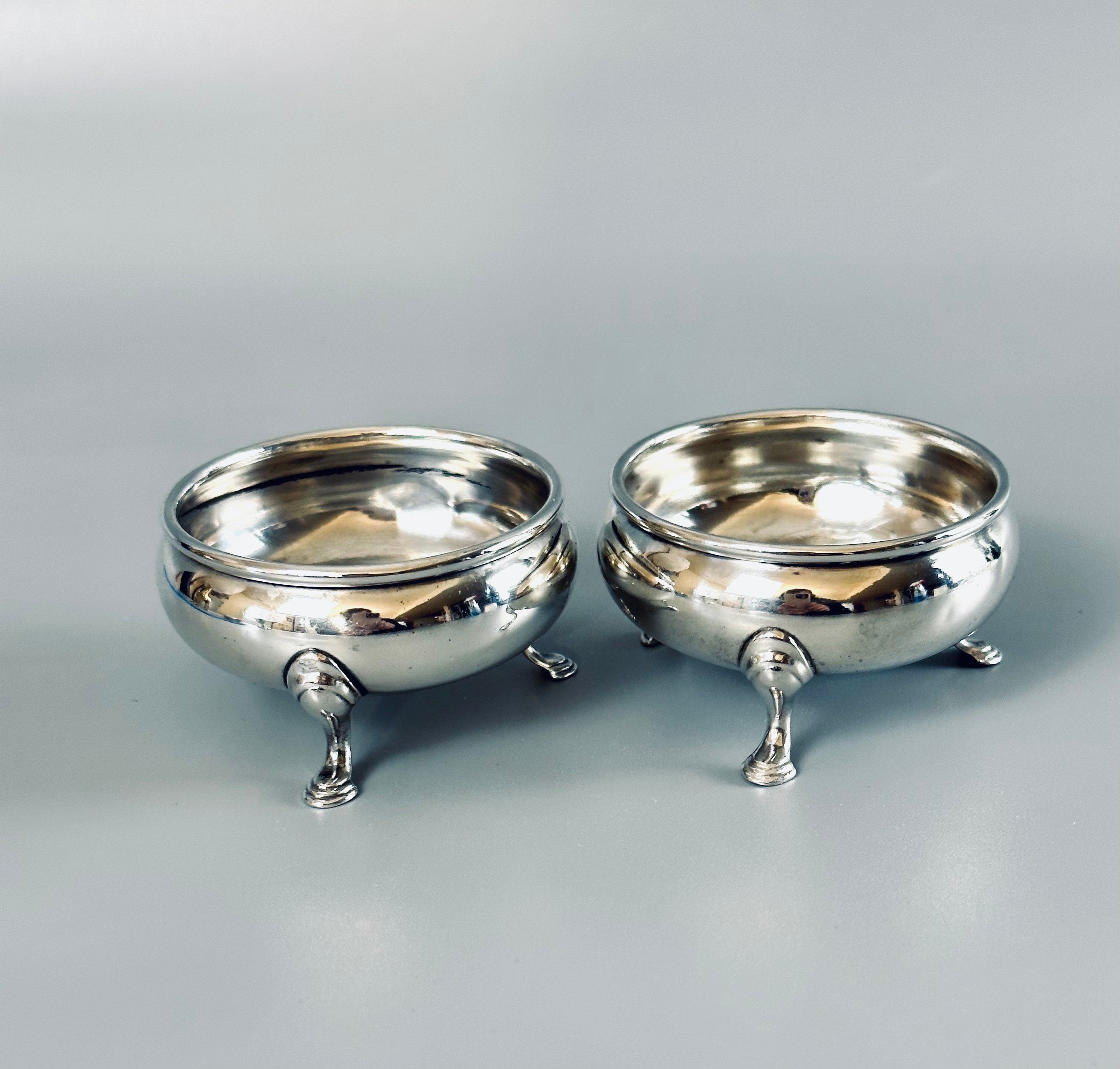 A Pair of George II Reproduction Salt Cellars by Ellmore Silver circa 1935