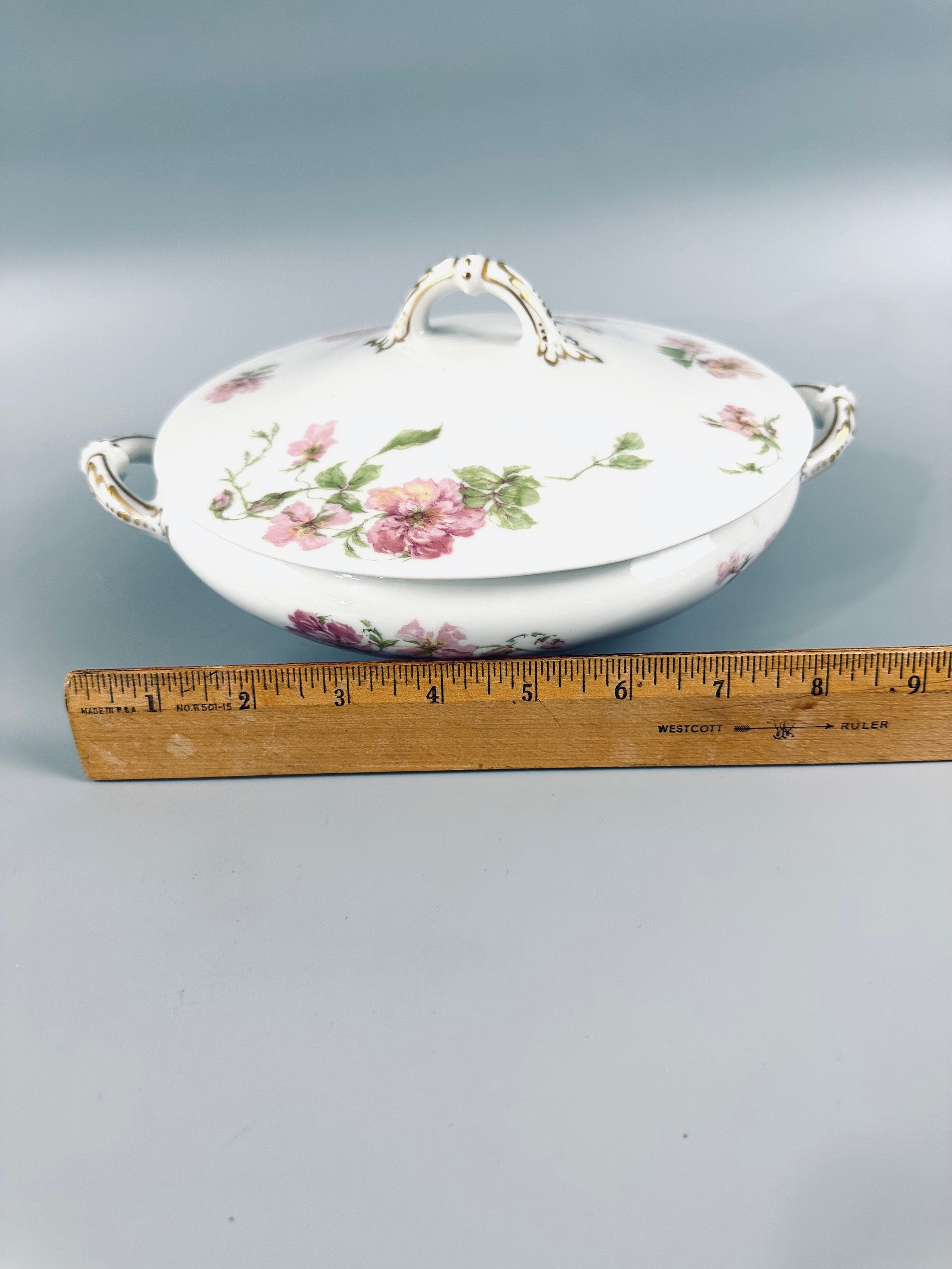 Haviland Limoges Covered Vegetable Bowl