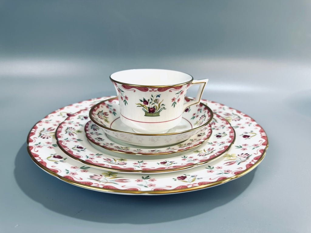 Wedgwood Bianca 5 Piece Place Setting