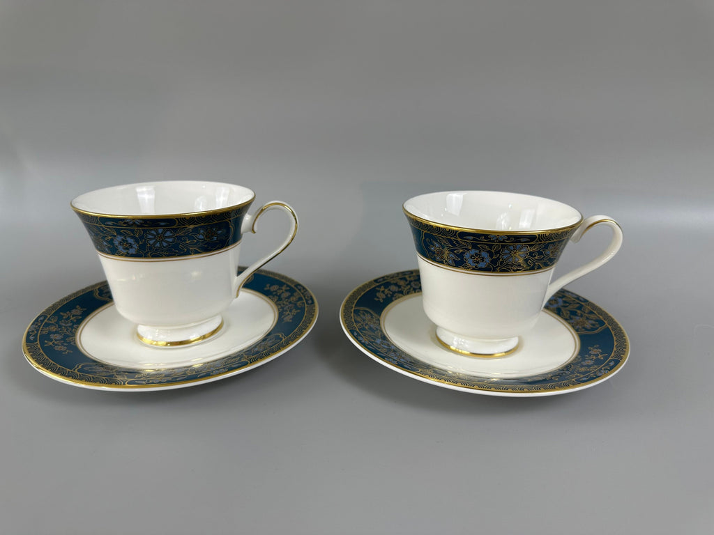 2 Royal Doulton Carlyle Teacups