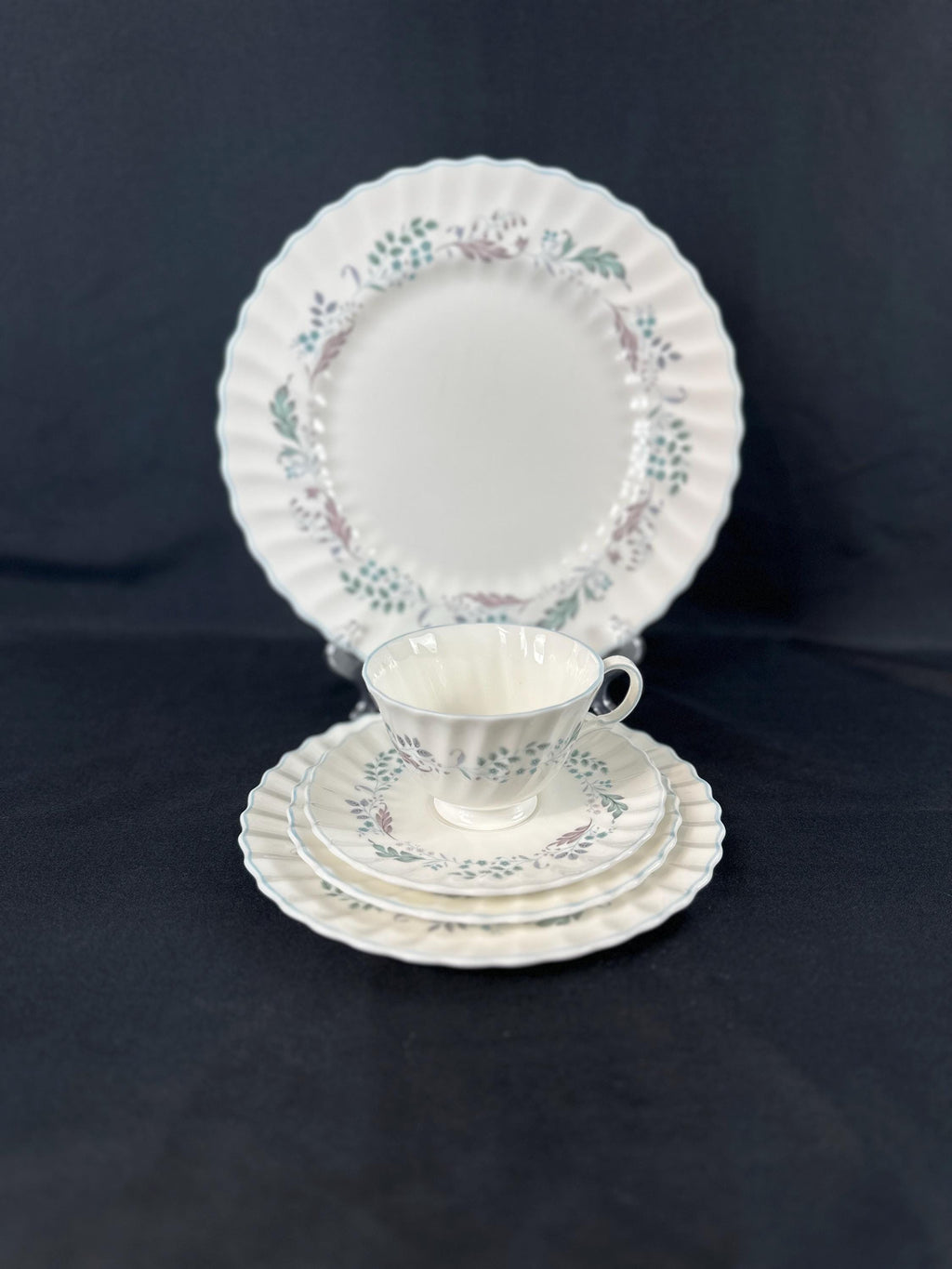 Royal Doulton Glen Auldyn 5 Piece Place Setting