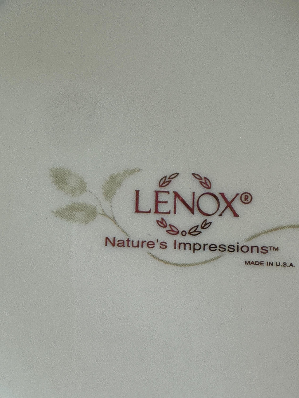 Large Lenox Centerpiece Bowl Illusive Leaves Pattern