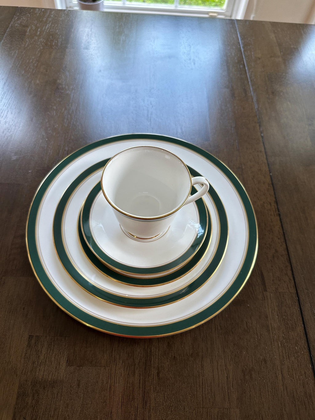 Royal Worcester Howard Green 5 Piece Place Settings