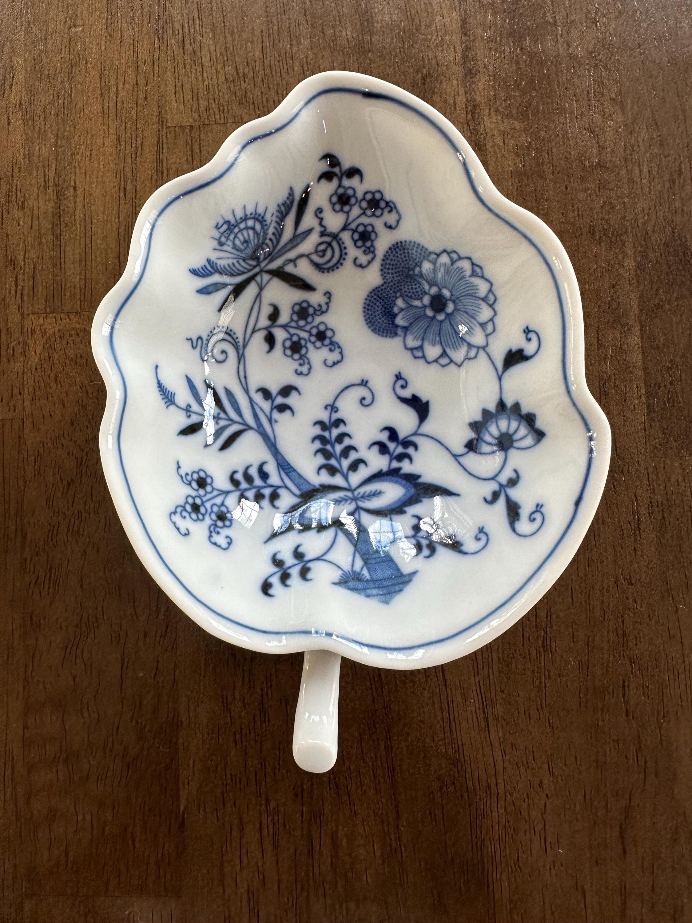 2 Blue Danube Leaf Shaped Nut/ Candy Dishes