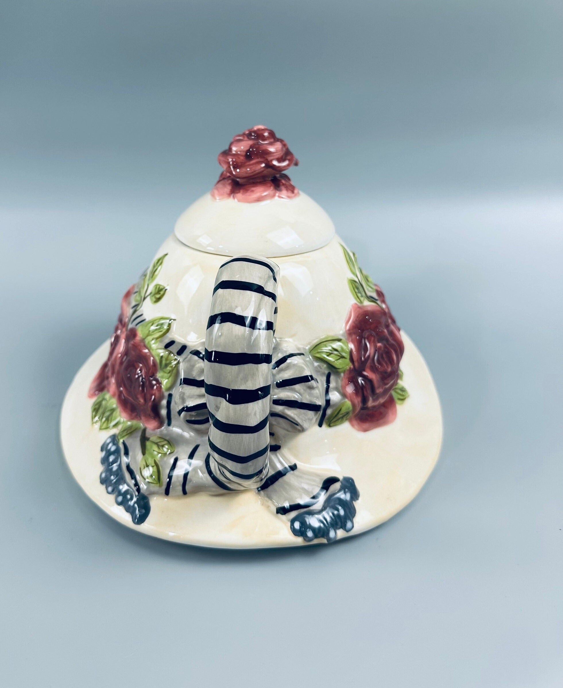 Whimsical Hat Teapot: Vintage Figural Teapot, 6-Cup Capacity