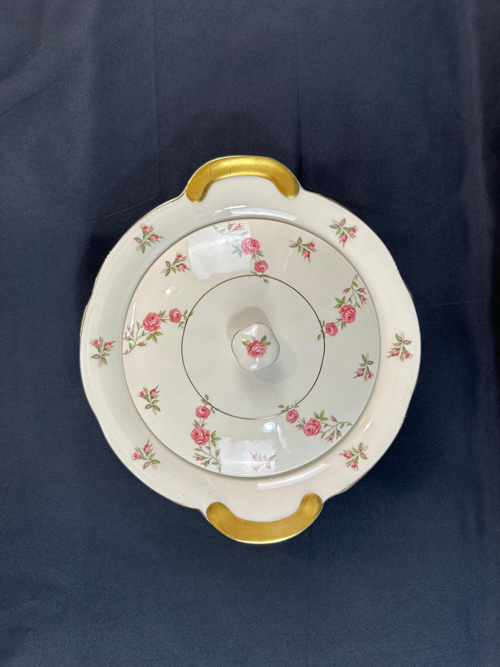 Haviland Delaware Covered Round Serving Bowl