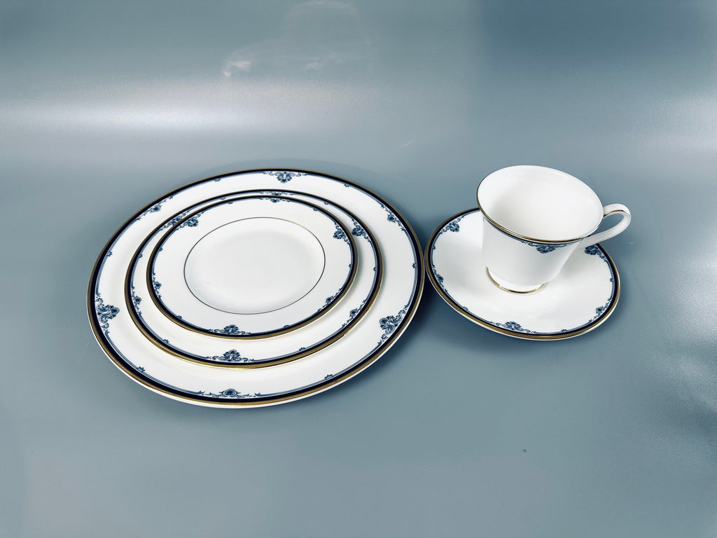 Royal Doulton Princeton 5 Piece Place Settings