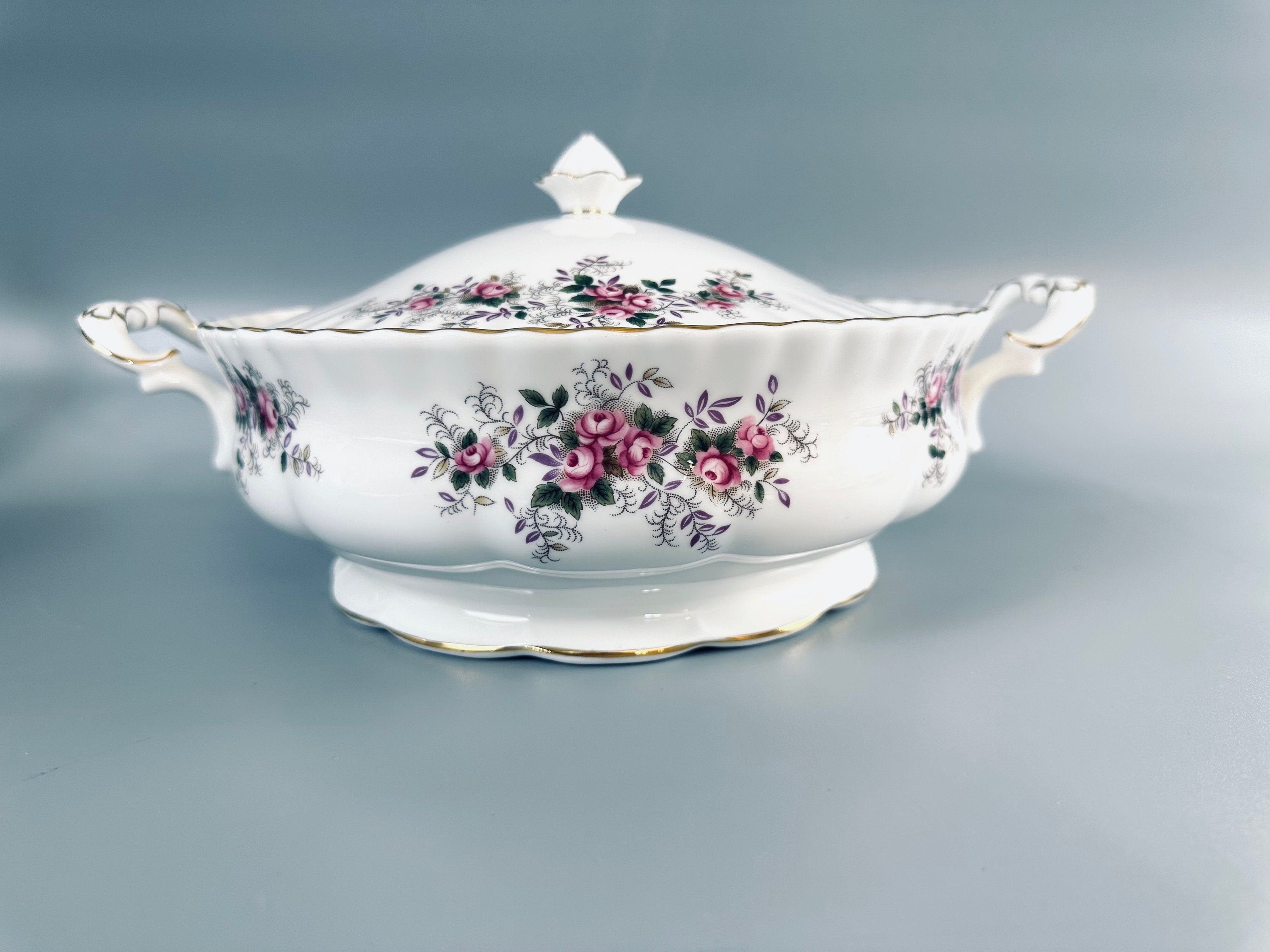 Royal Albert Lavender Rose Covered Serving Bowl