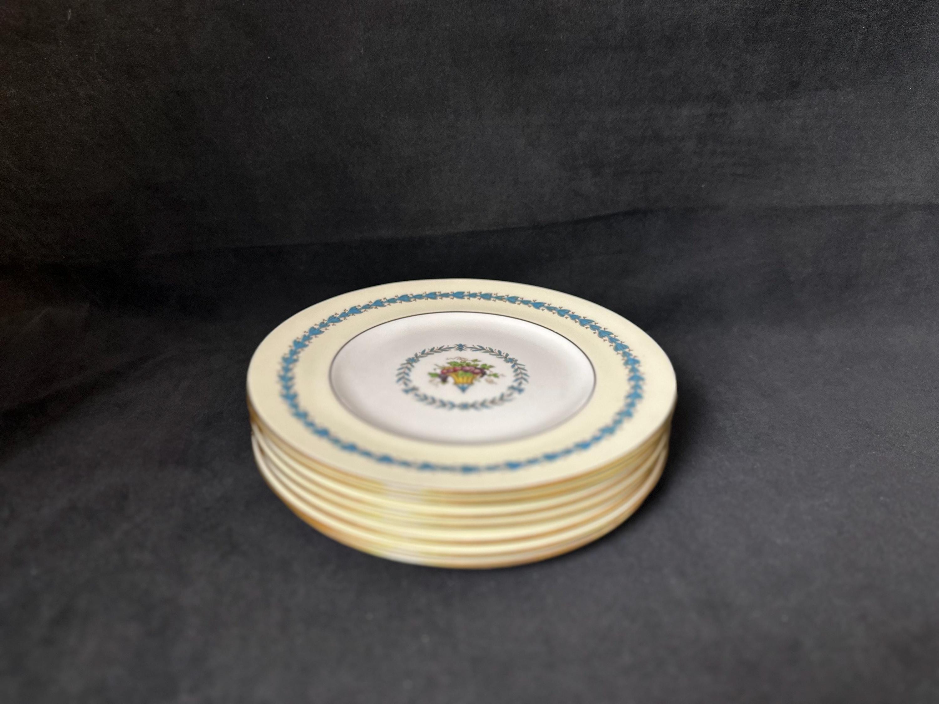 7 Wedgwood Appledore Luncheon Plates