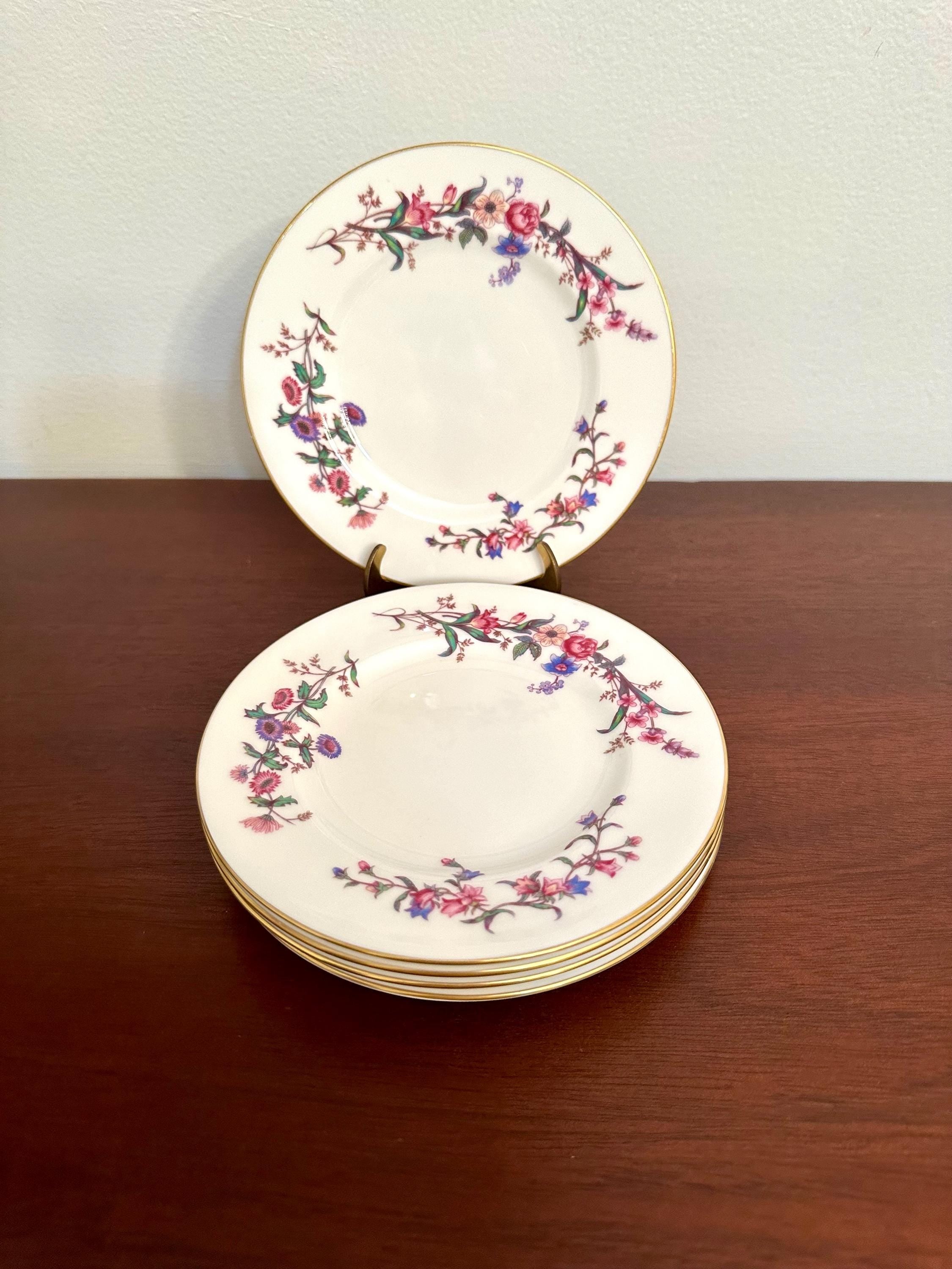 6 Wedgwood Devon Sprays Bread Plates
