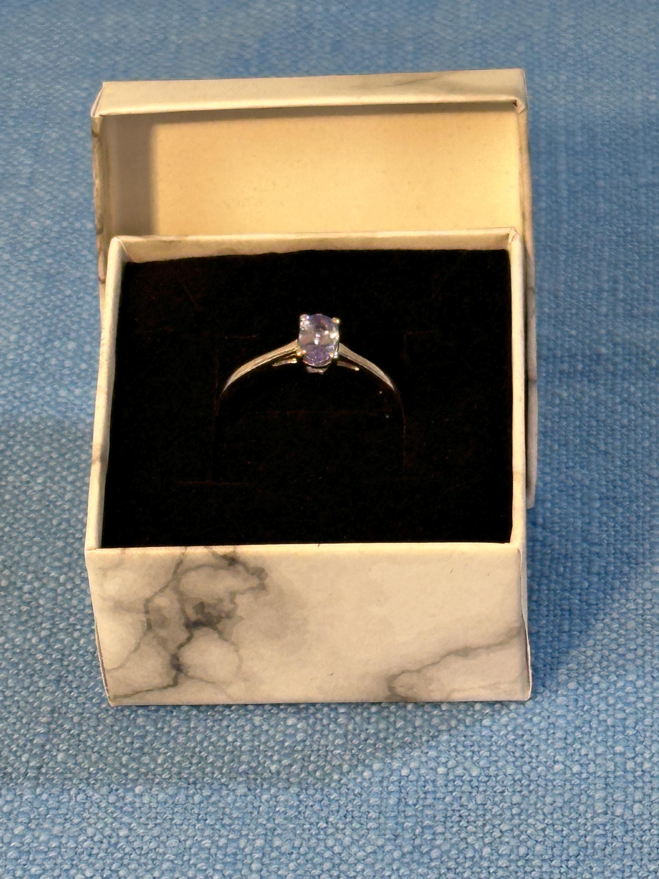 Tanzanite and Sterling Silver Ring size 9