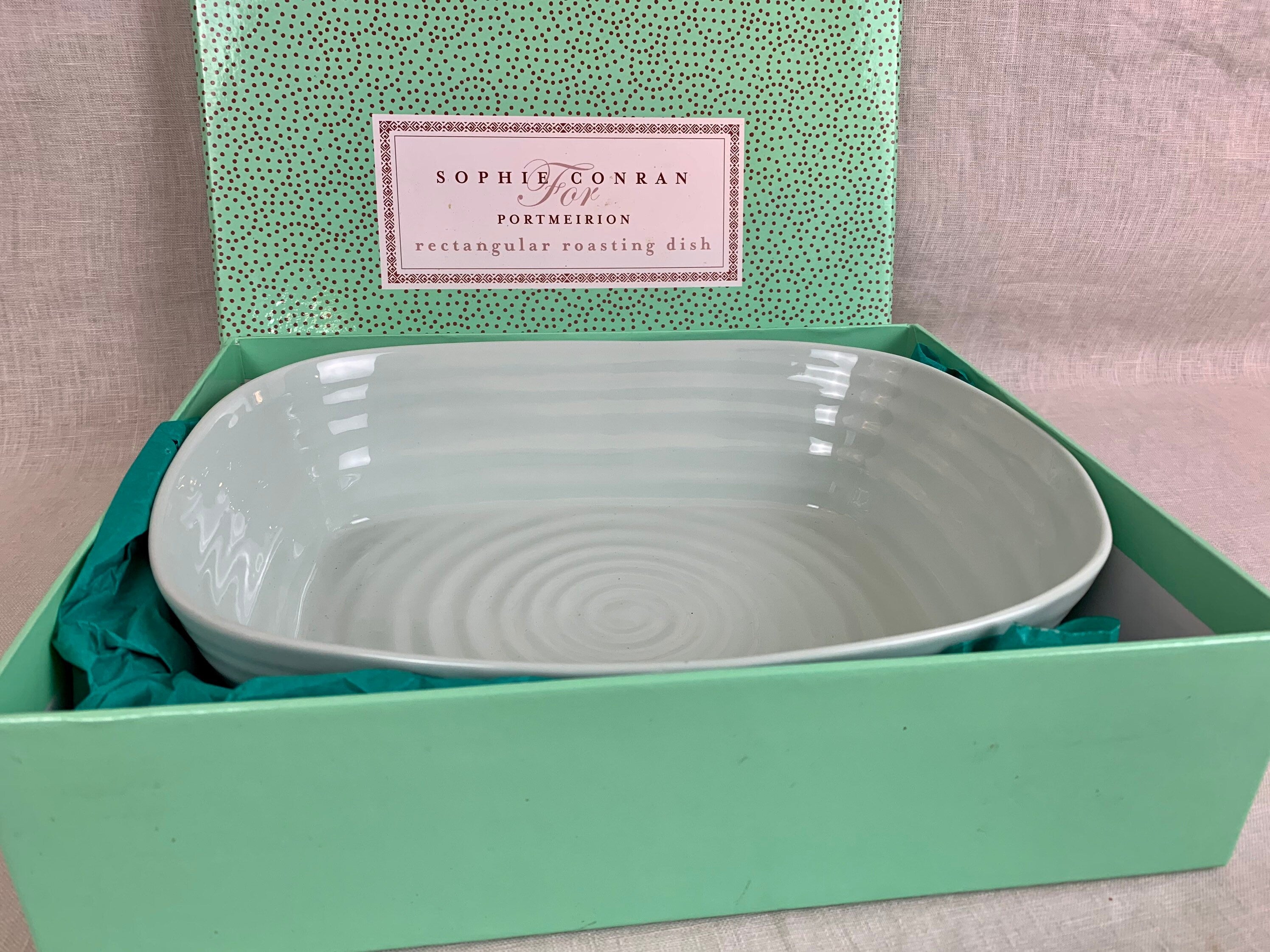 Sophie Conran Baking Pan in Celedon Green
