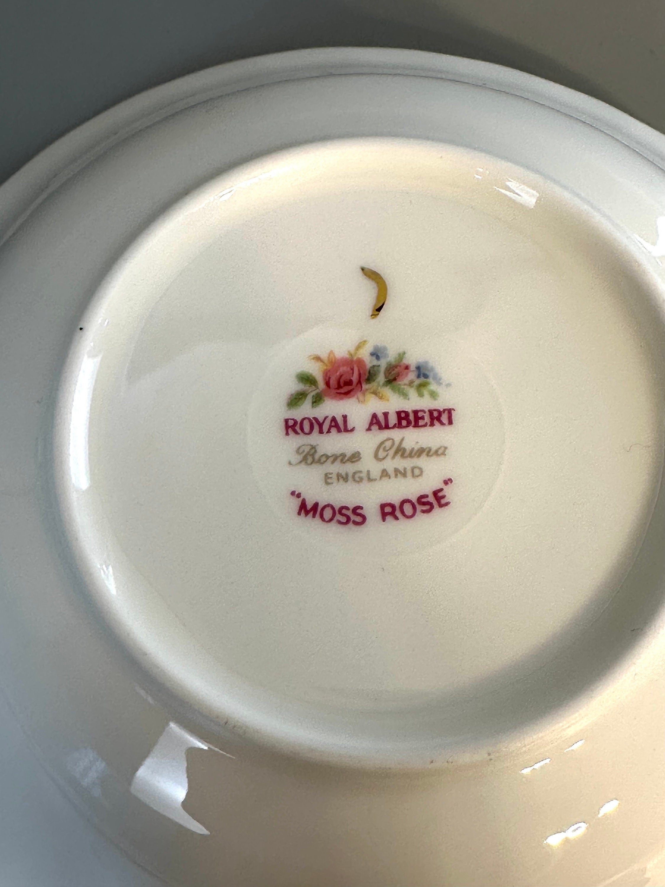 4 Royal Albert Moss Rose Bread Plates
