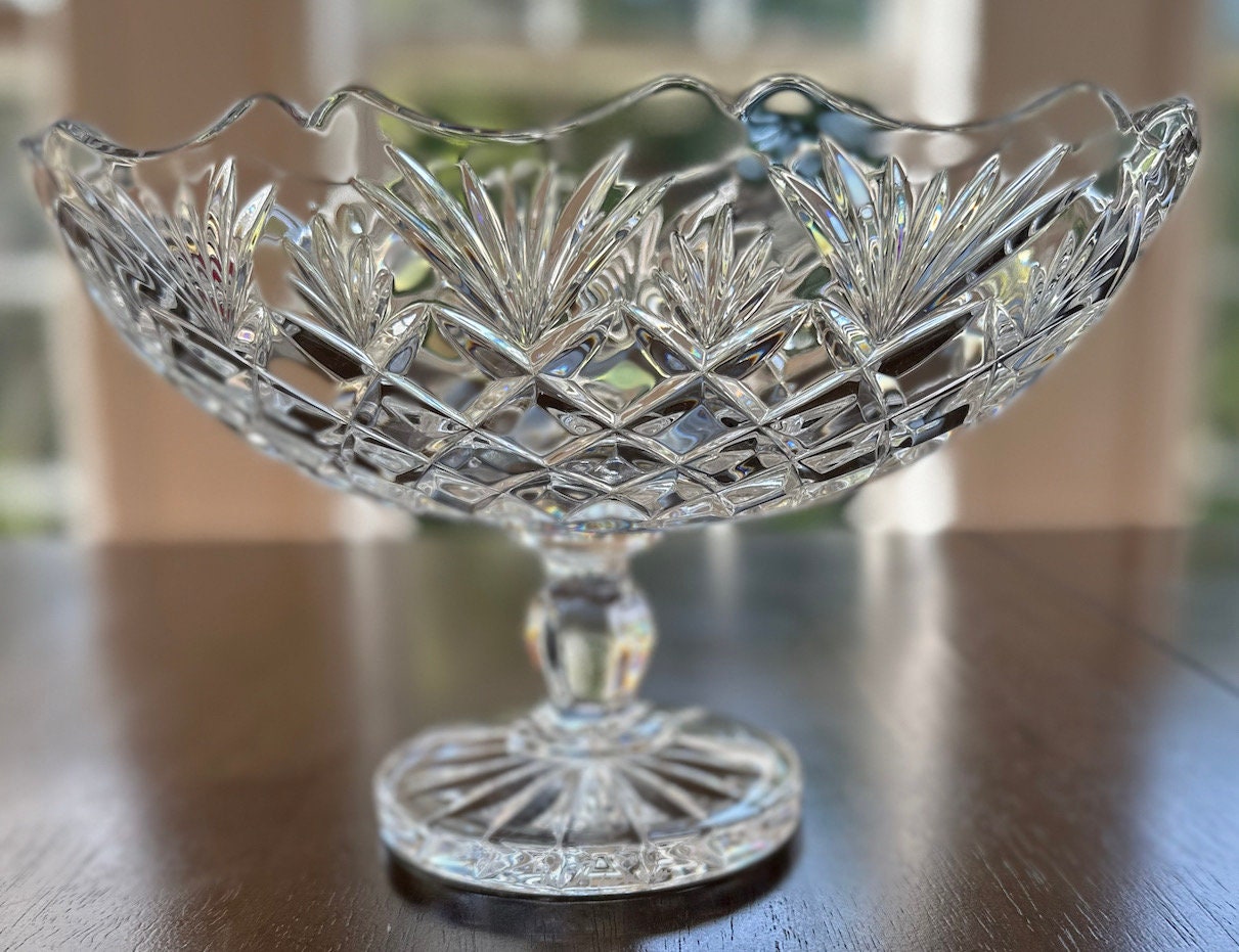 Waterford Irish Treasures Footed Oval Bowl Signed by Master Artist